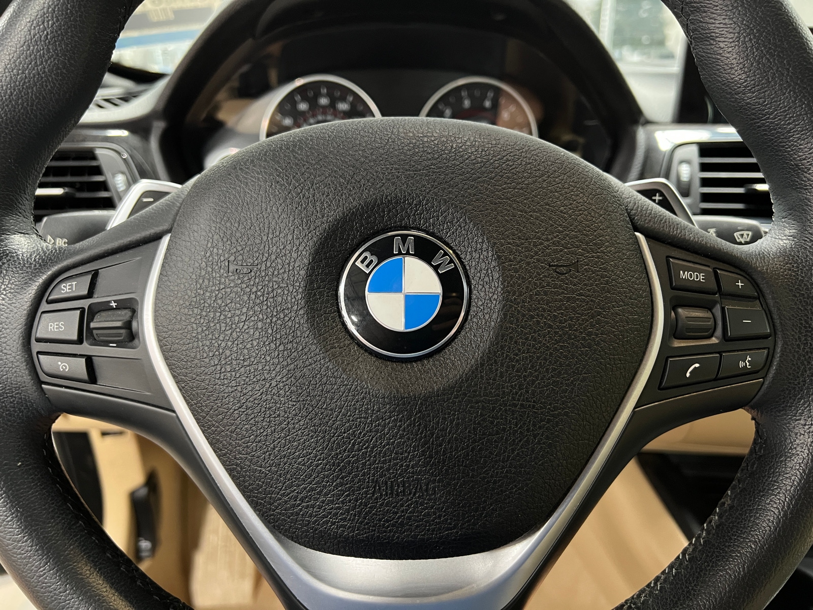 Thumbnail: 2016 BMW 4 Series - 4