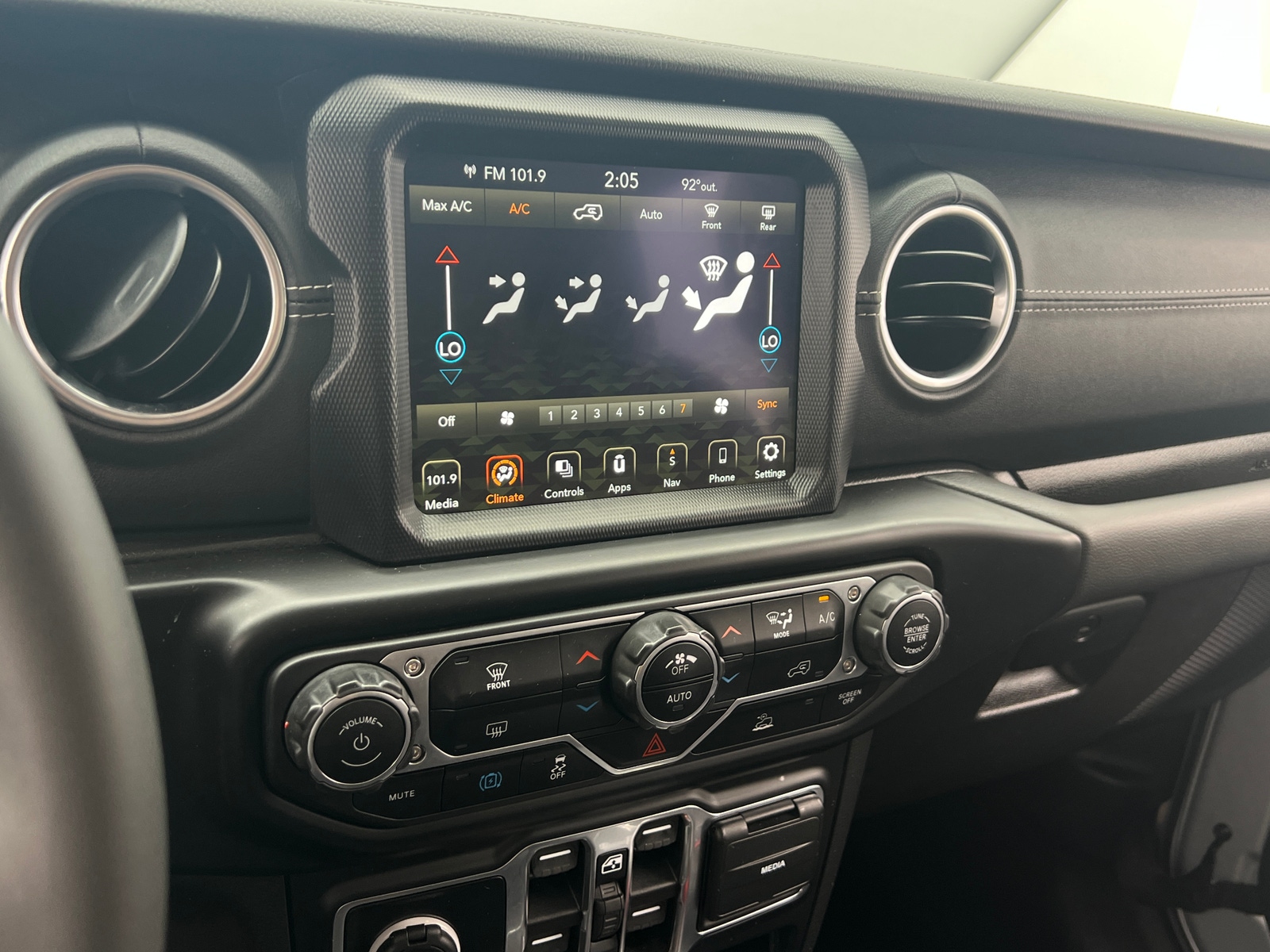 Thumbnail: 2023 Jeep Wrangler - 3