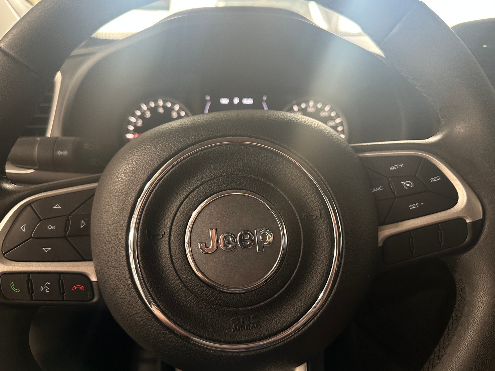 Thumbnail: 2018 Jeep Renegade - 5
