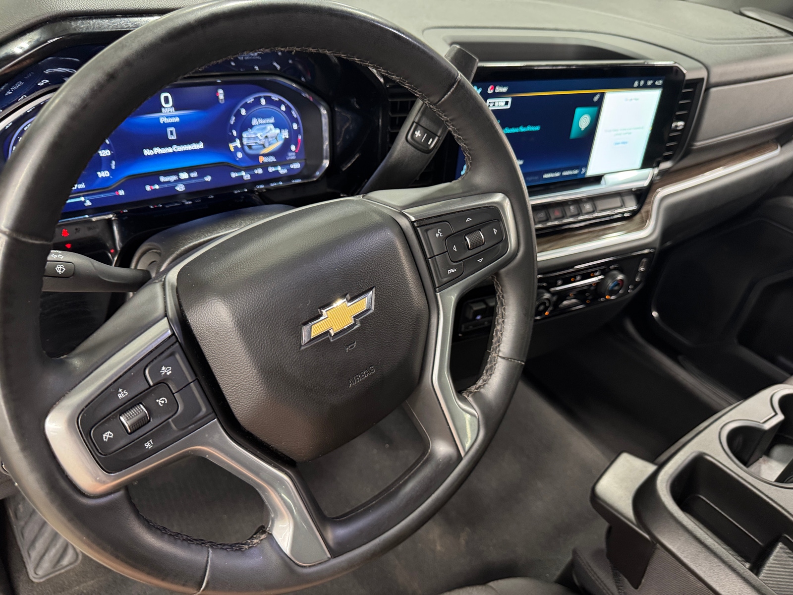 Thumbnail: 2024 Chevrolet Silverado 2500 - 3