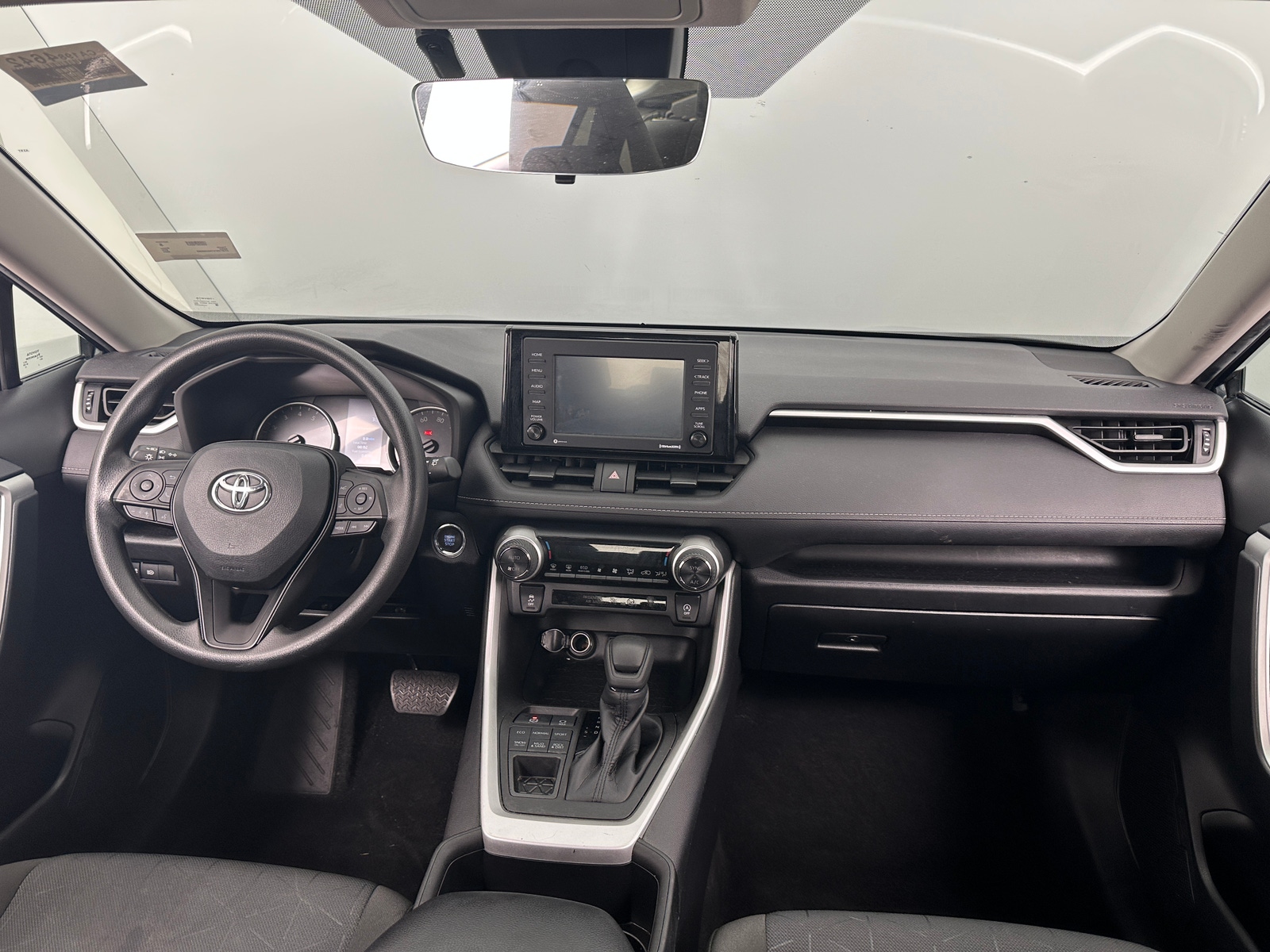 Thumbnail: 2022 Toyota RAV4 - 3