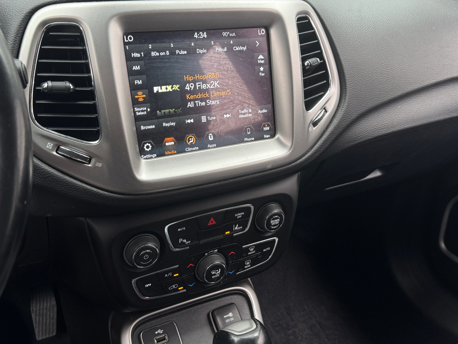 Thumbnail: 2018 Jeep Compass - 4