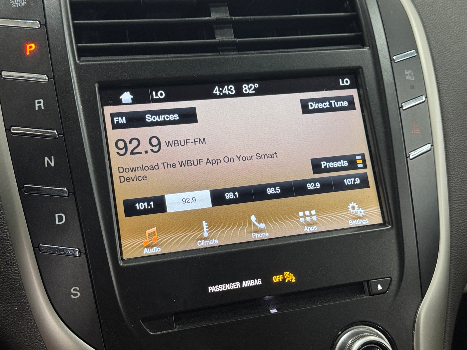 Thumbnail: 2017 Lincoln MKC - 3