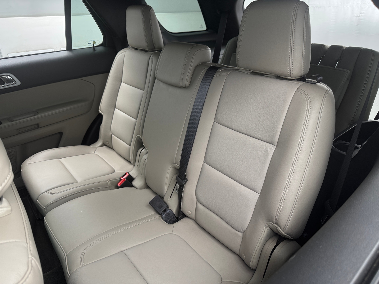 Thumbnail: 2013 Ford Explorer - 5