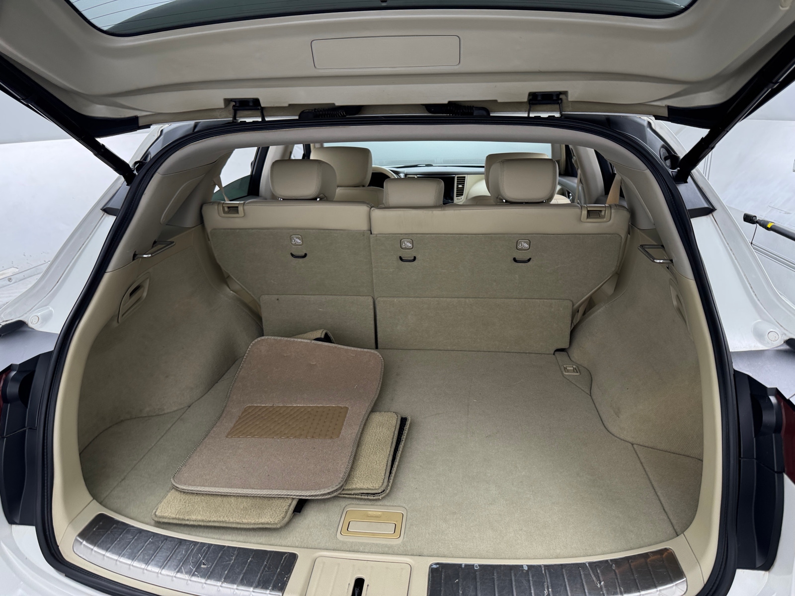Thumbnail: 2013 INFINITI FX37 - 6