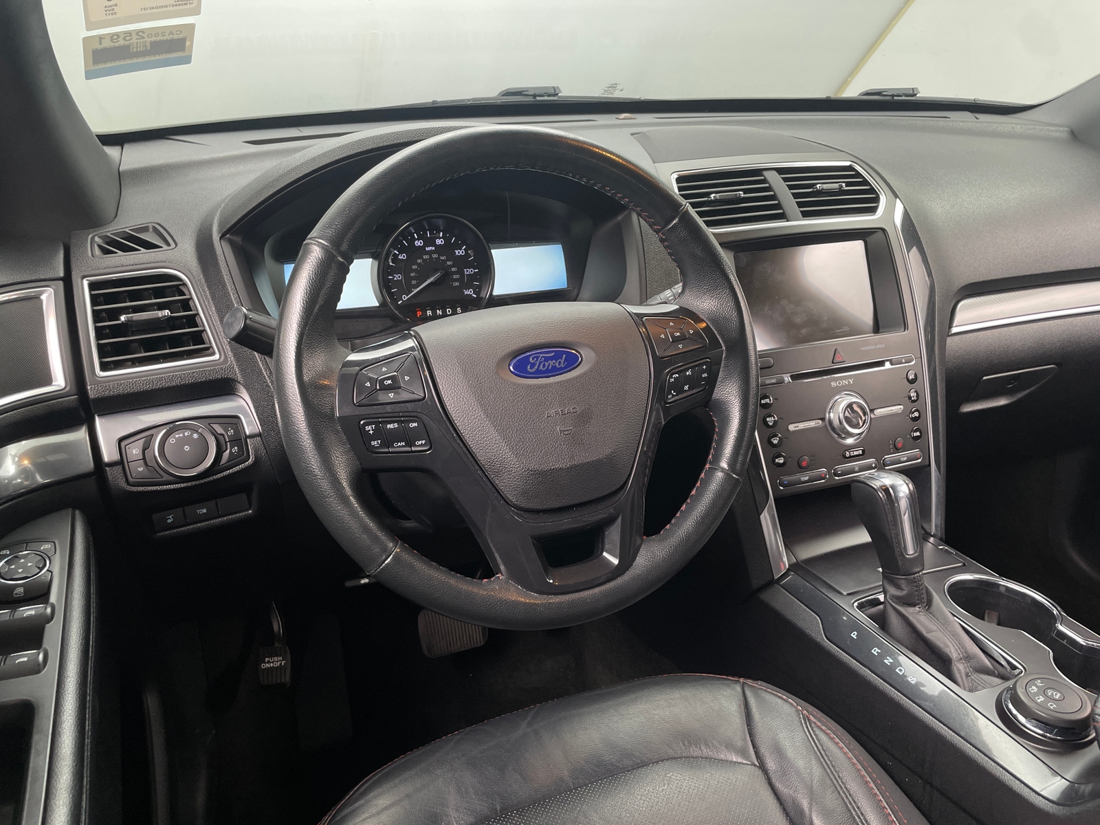 Thumbnail: 2017 Ford Explorer - 4