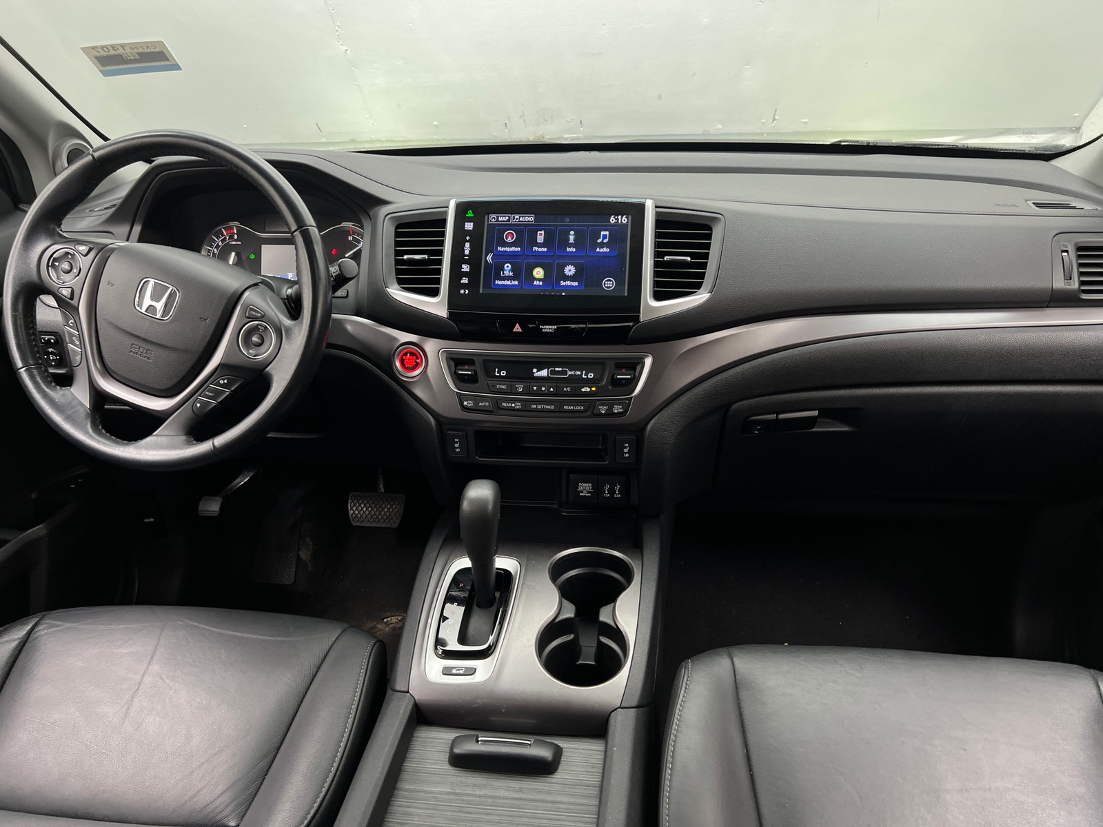 Thumbnail: 2016 Honda Pilot - 2