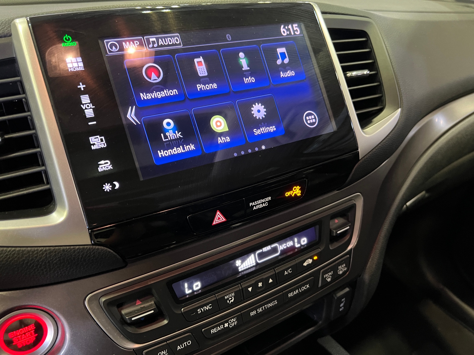 Thumbnail: 2016 Honda Pilot - 3