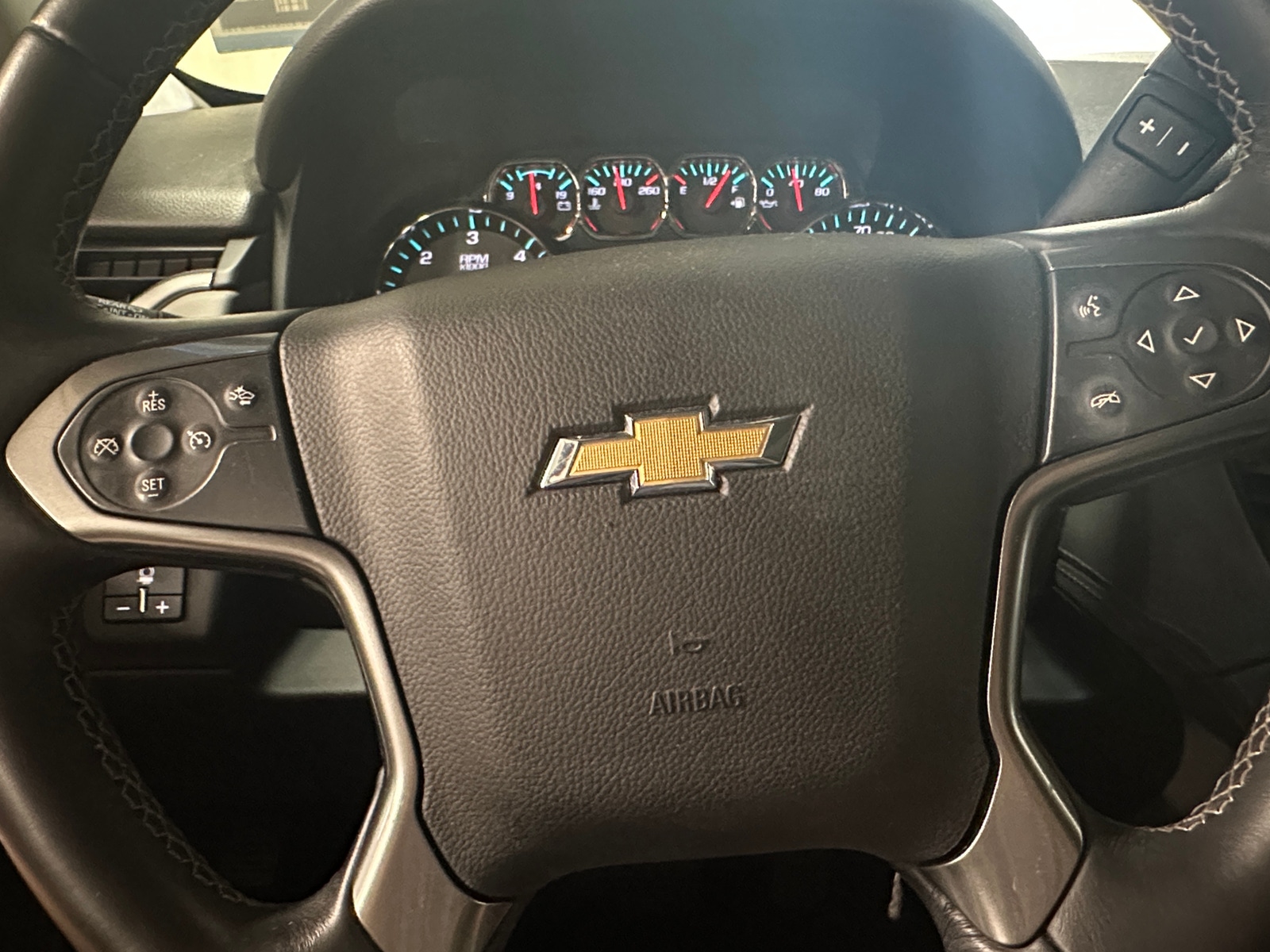 Thumbnail: 2015 Chevrolet Tahoe - 5
