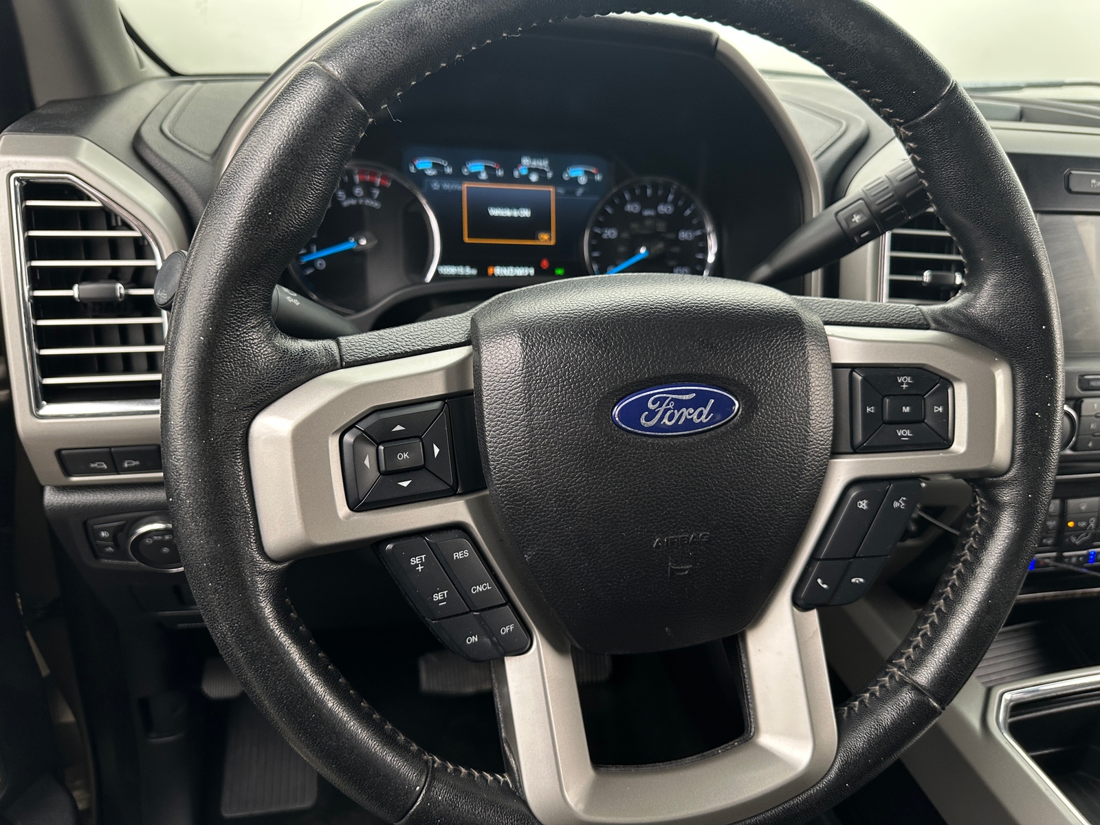 Thumbnail: 2017 Ford Econoline - 4