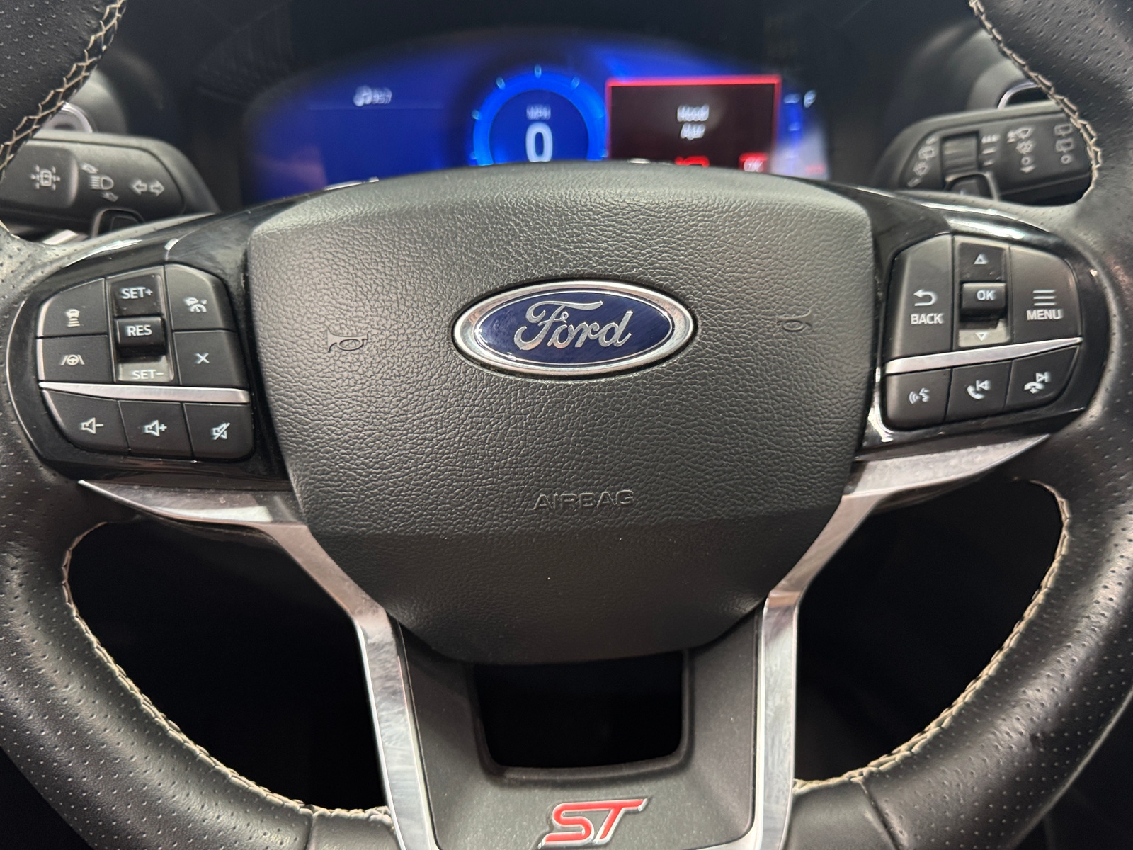 Thumbnail: 2023 Ford Explorer - 4