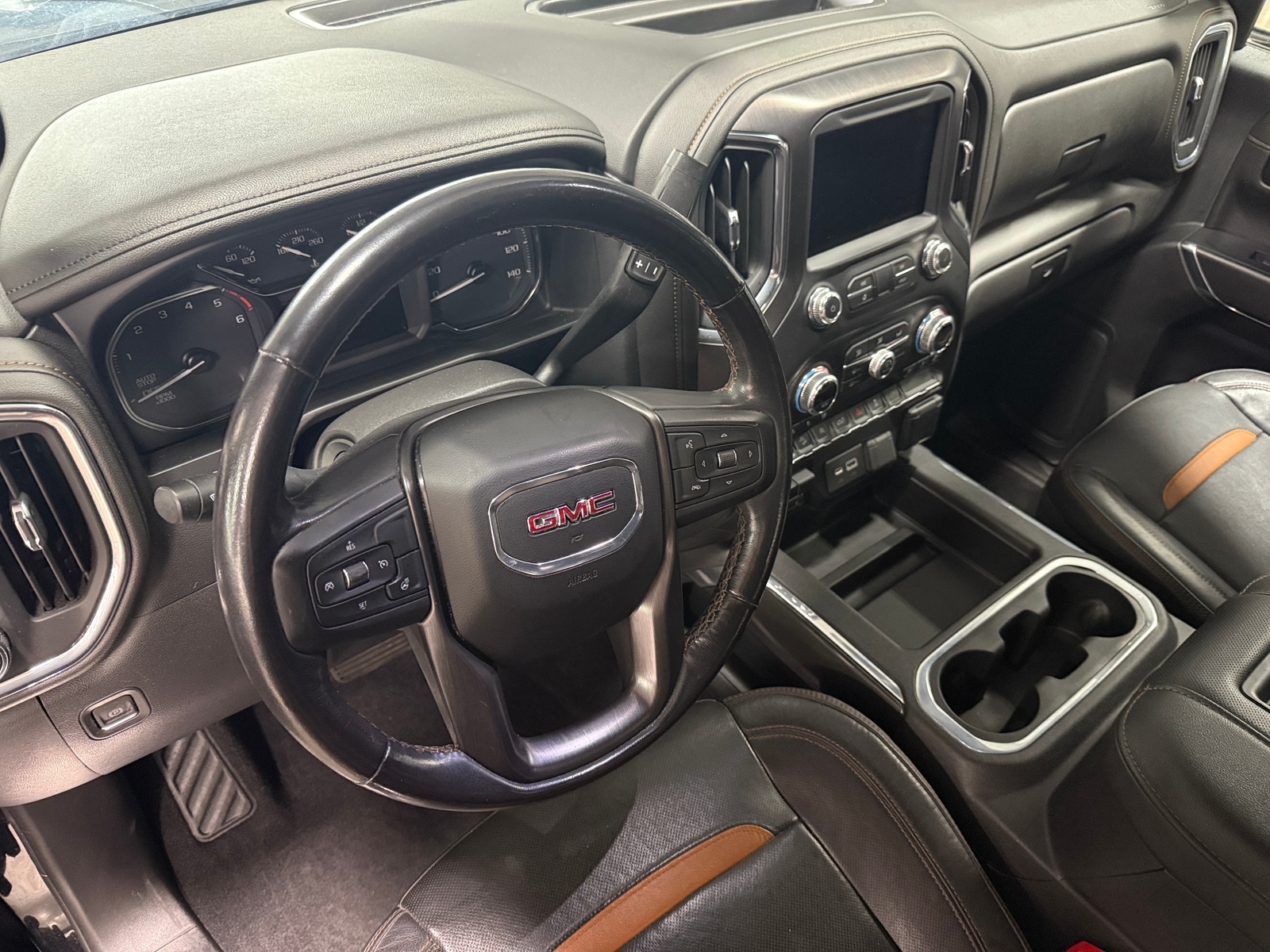 Thumbnail: 2021 GMC Sierra 1500 - 2