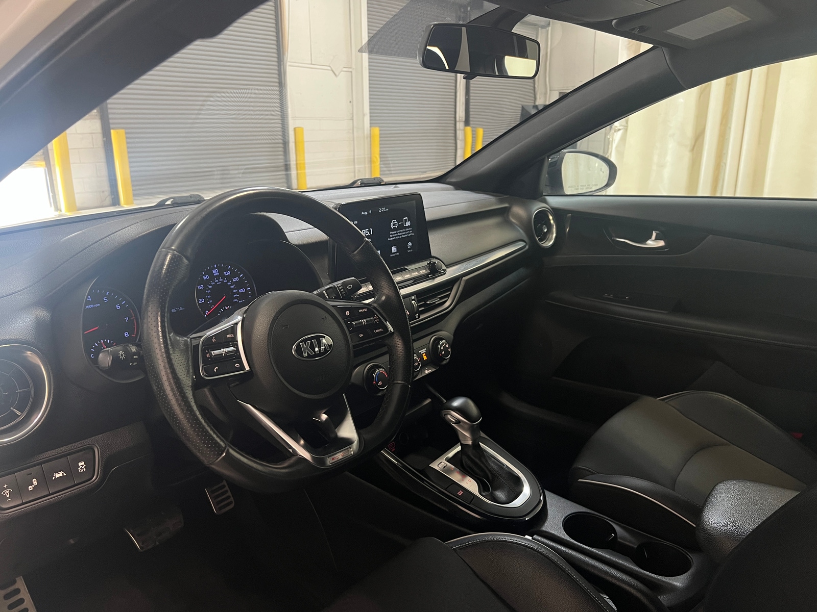 Thumbnail: 2020 Kia Forte - 3