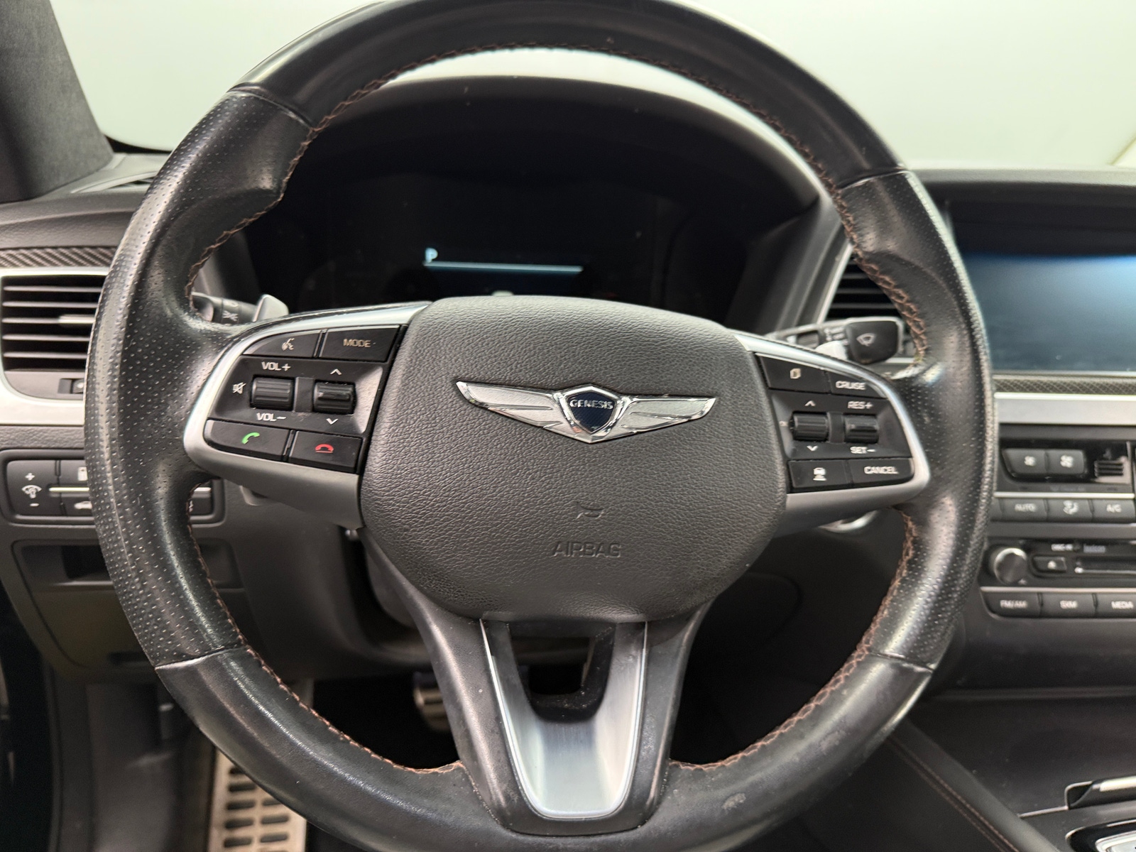 Thumbnail: 2018 Genesis G80 - 4