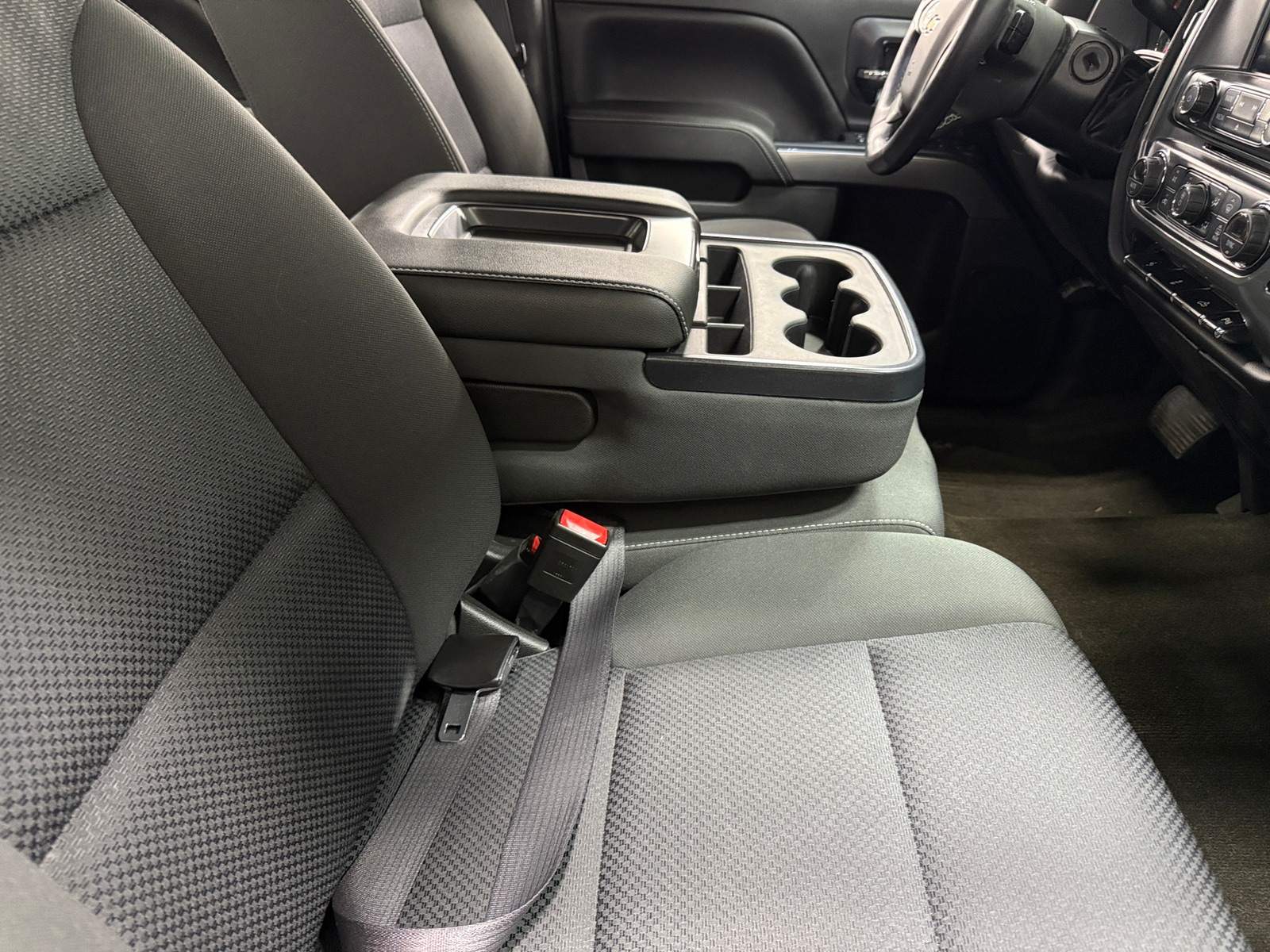 Thumbnail: 2017 Chevrolet Silverado 1500 - 2