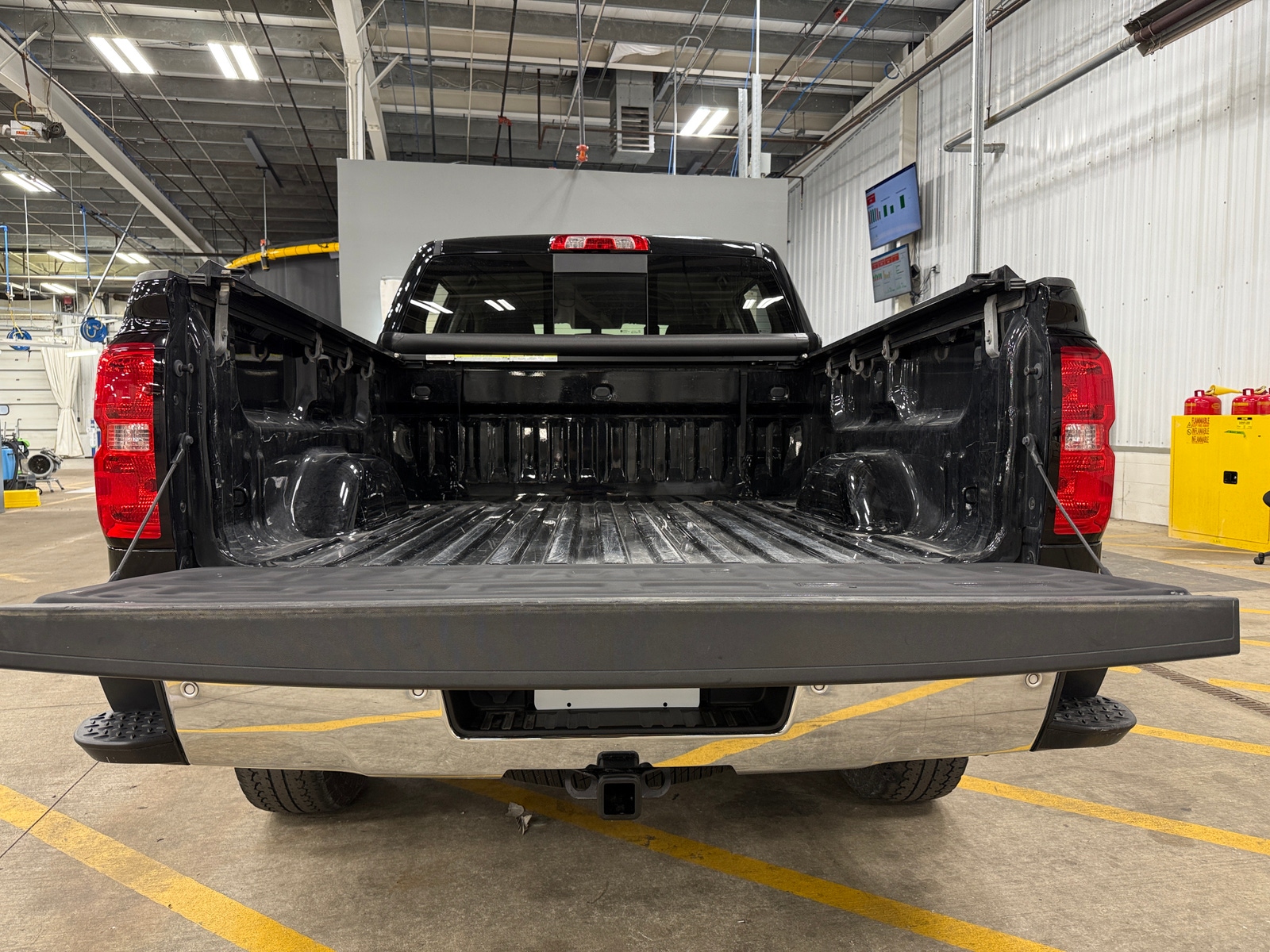 Thumbnail: 2017 Chevrolet Silverado 1500 - 7