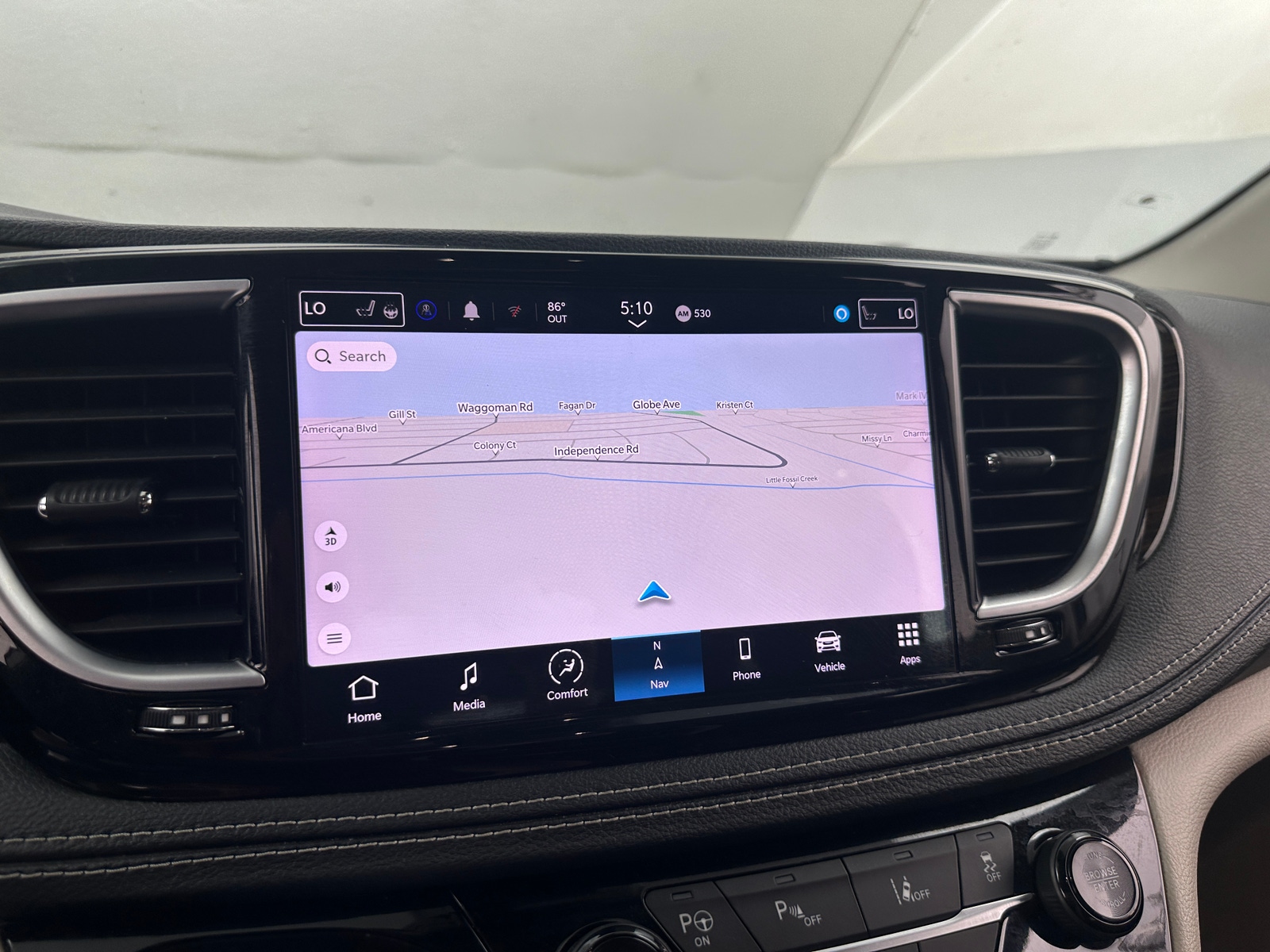 Thumbnail: 2022 Chrysler Pacifica - 3