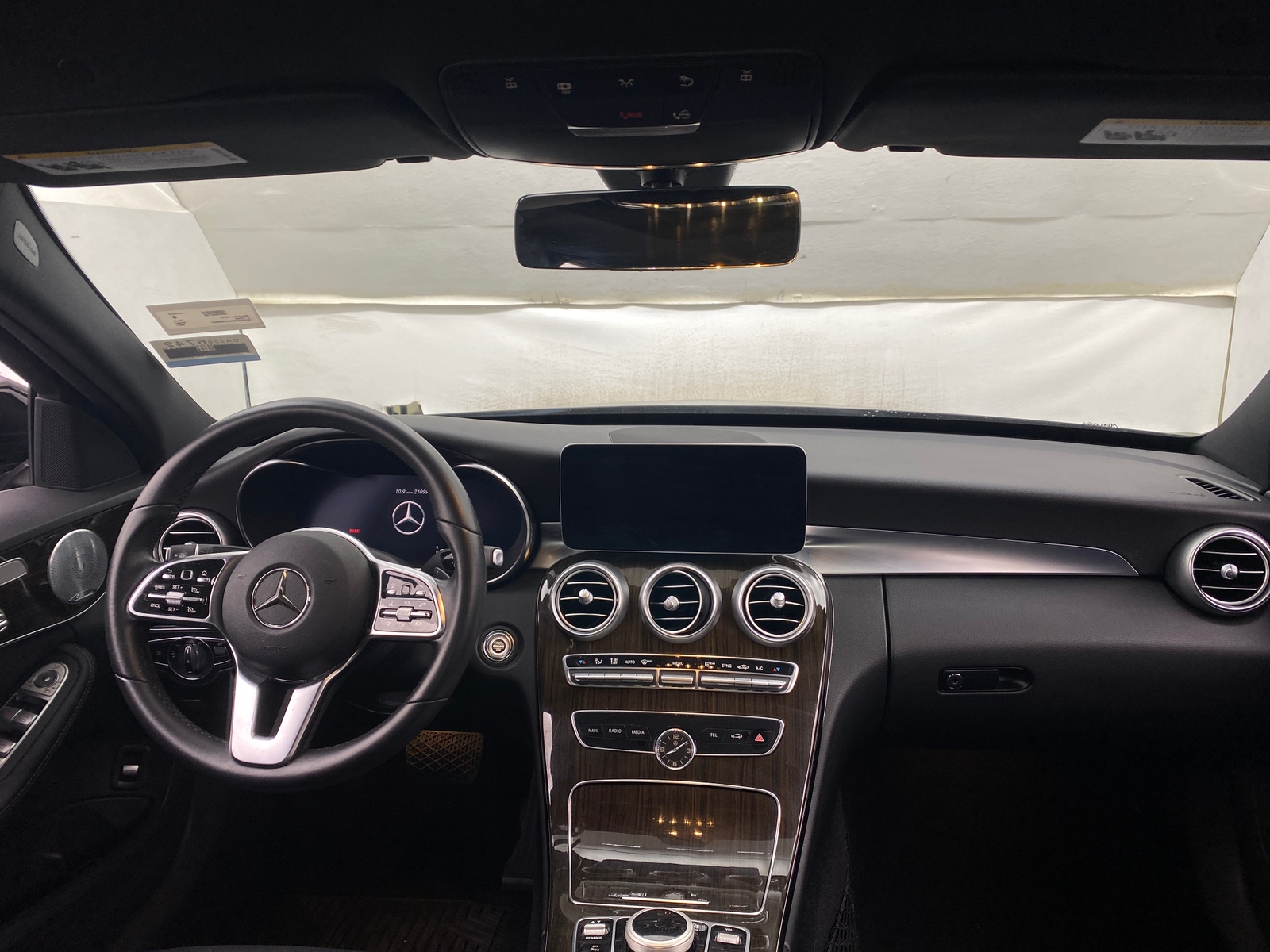 Thumbnail: 2021 Mercedes-Benz C-Class - 2