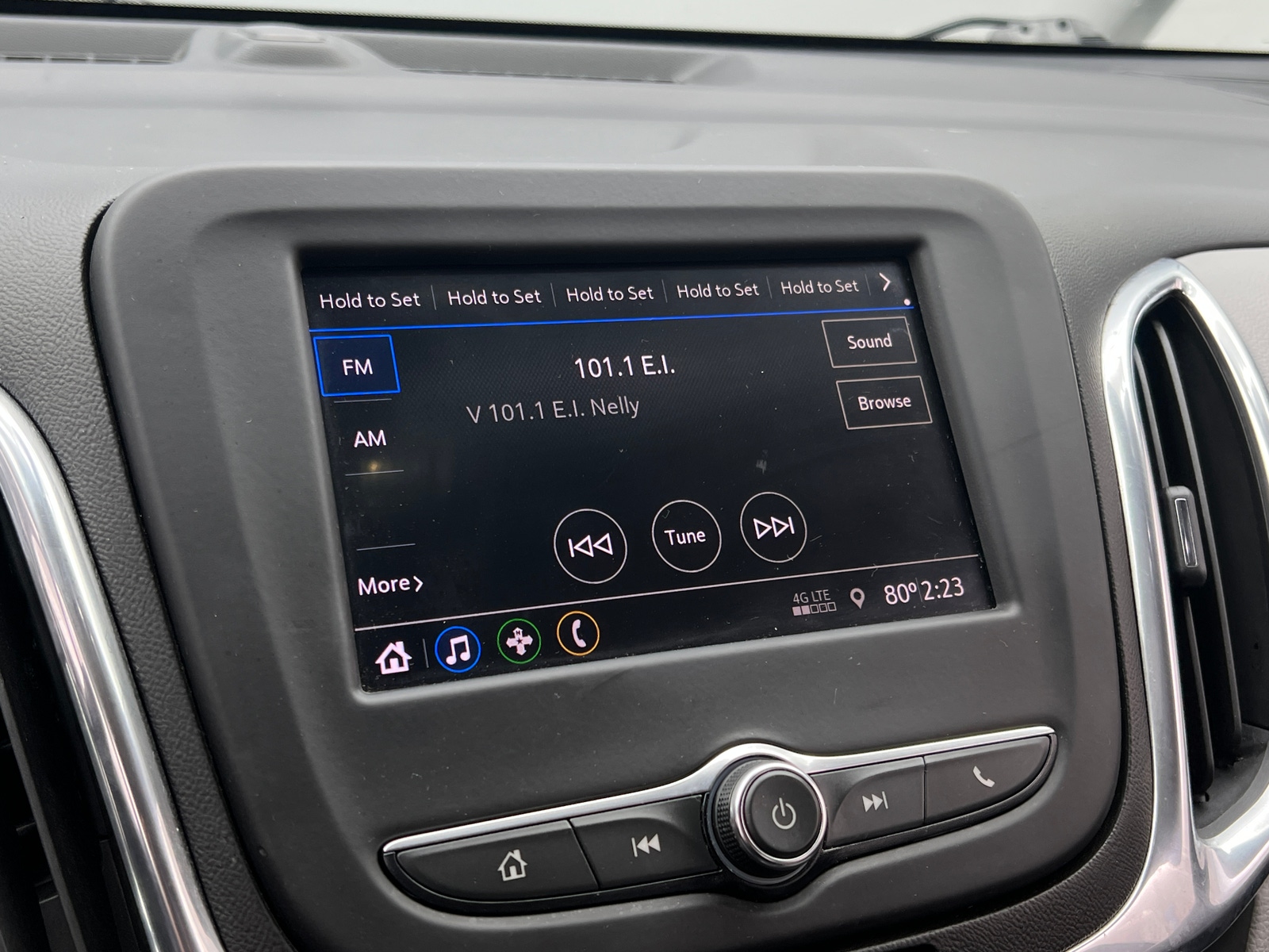 Thumbnail: 2020 Chevrolet Equinox - 4