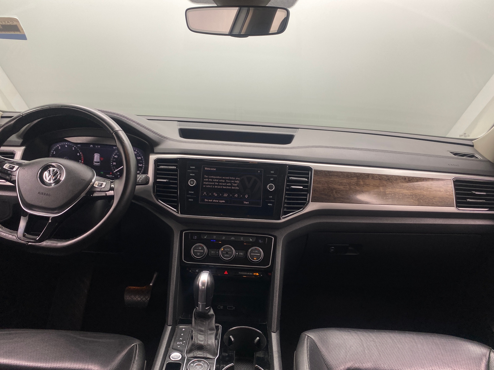 Thumbnail: 2019 Volkswagen Atlas - 2