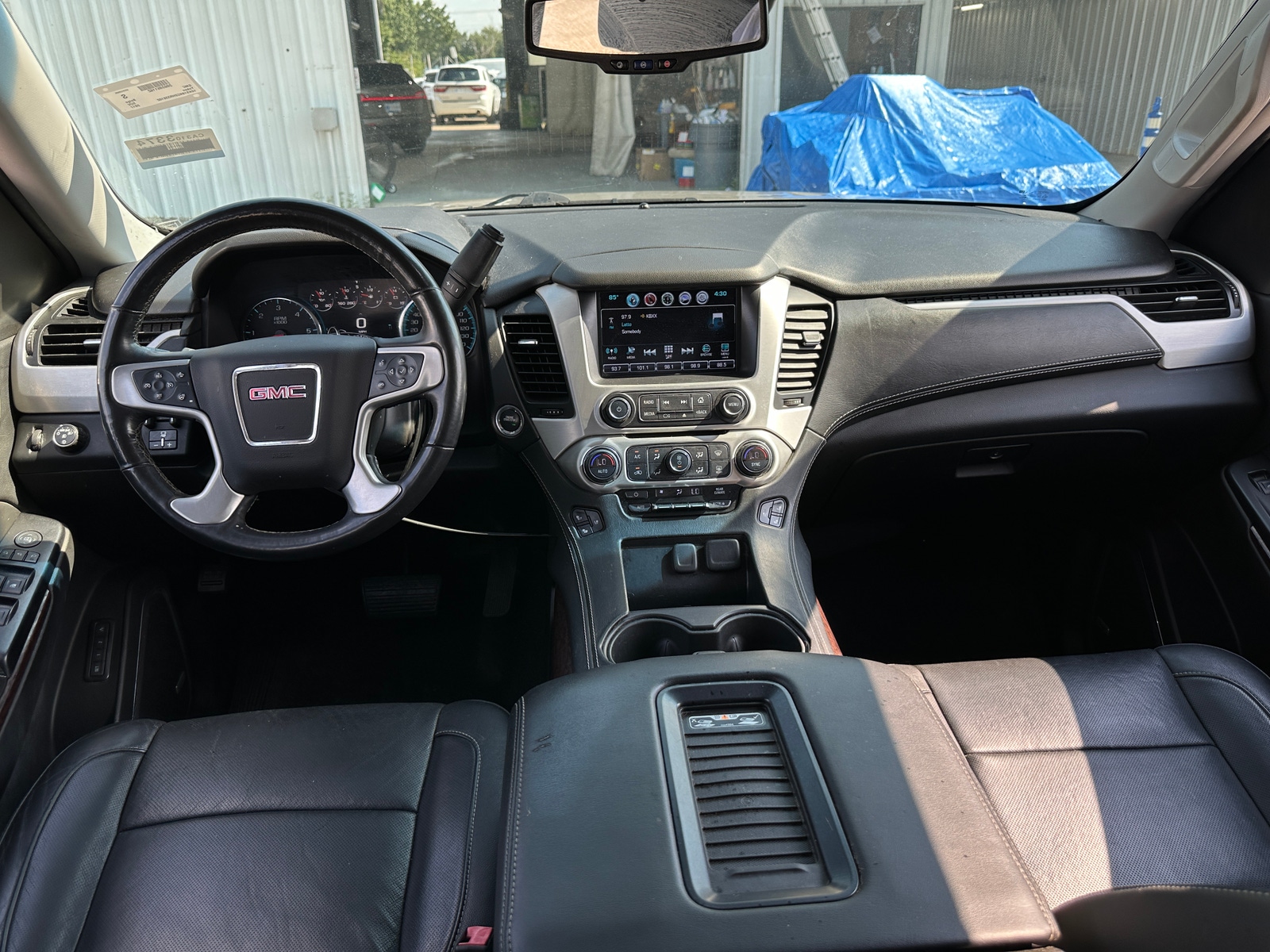 Thumbnail: 2017 GMC Yukon - 2