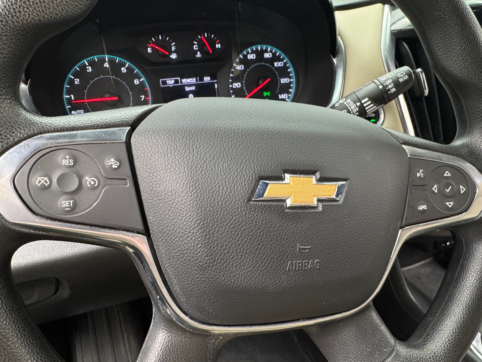 Thumbnail: 2023 Chevrolet Traverse - 5