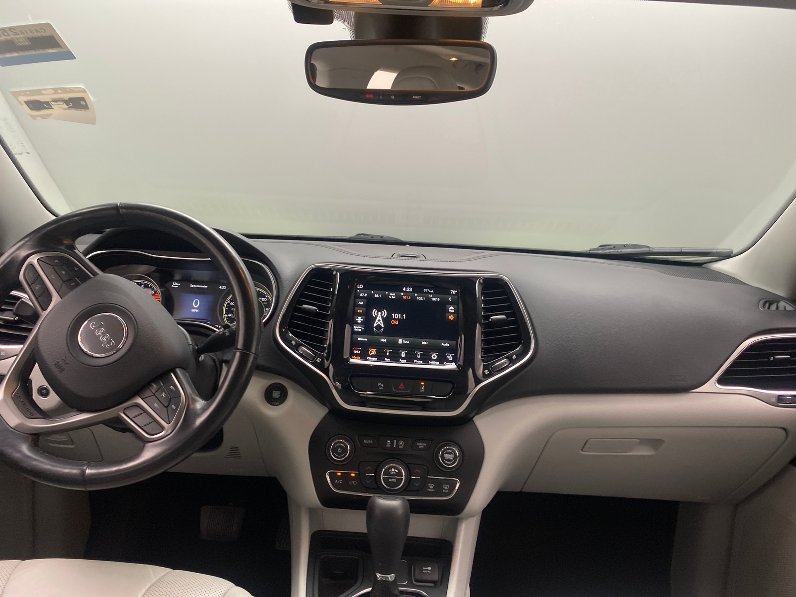 Thumbnail: 2020 Jeep Cherokee - 2