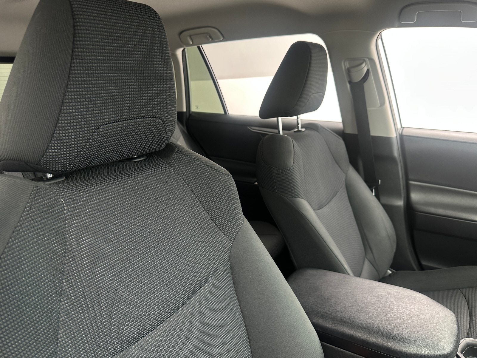 Thumbnail: 2019 Toyota RAV4 - 2