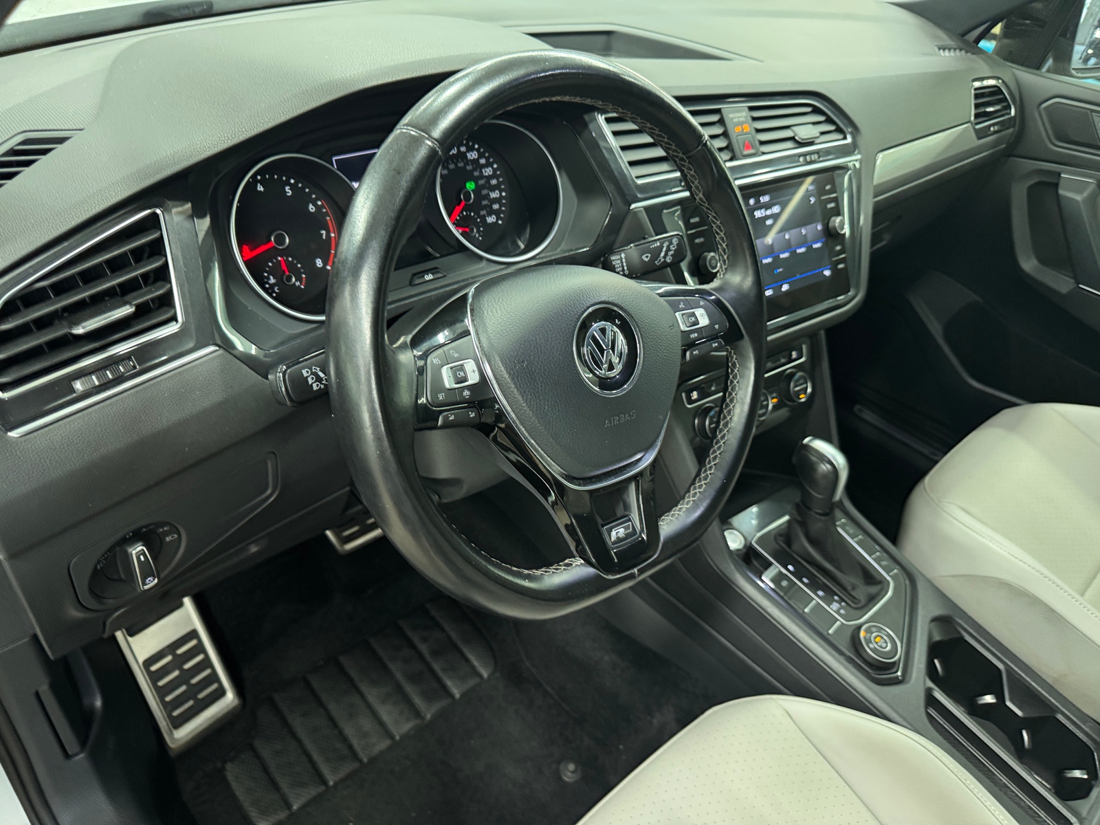 Thumbnail: 2020 Volkswagen Tiguan - 2