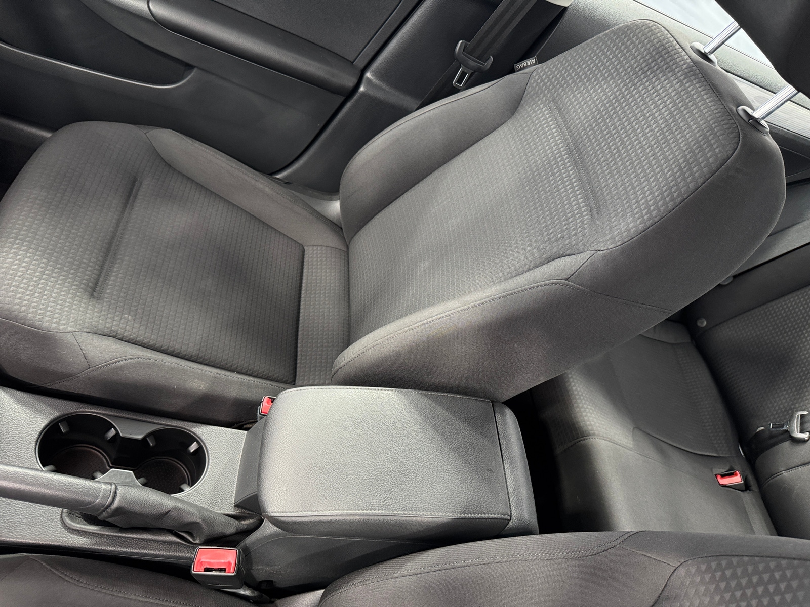 Thumbnail: 2015 Volkswagen Jetta - 2