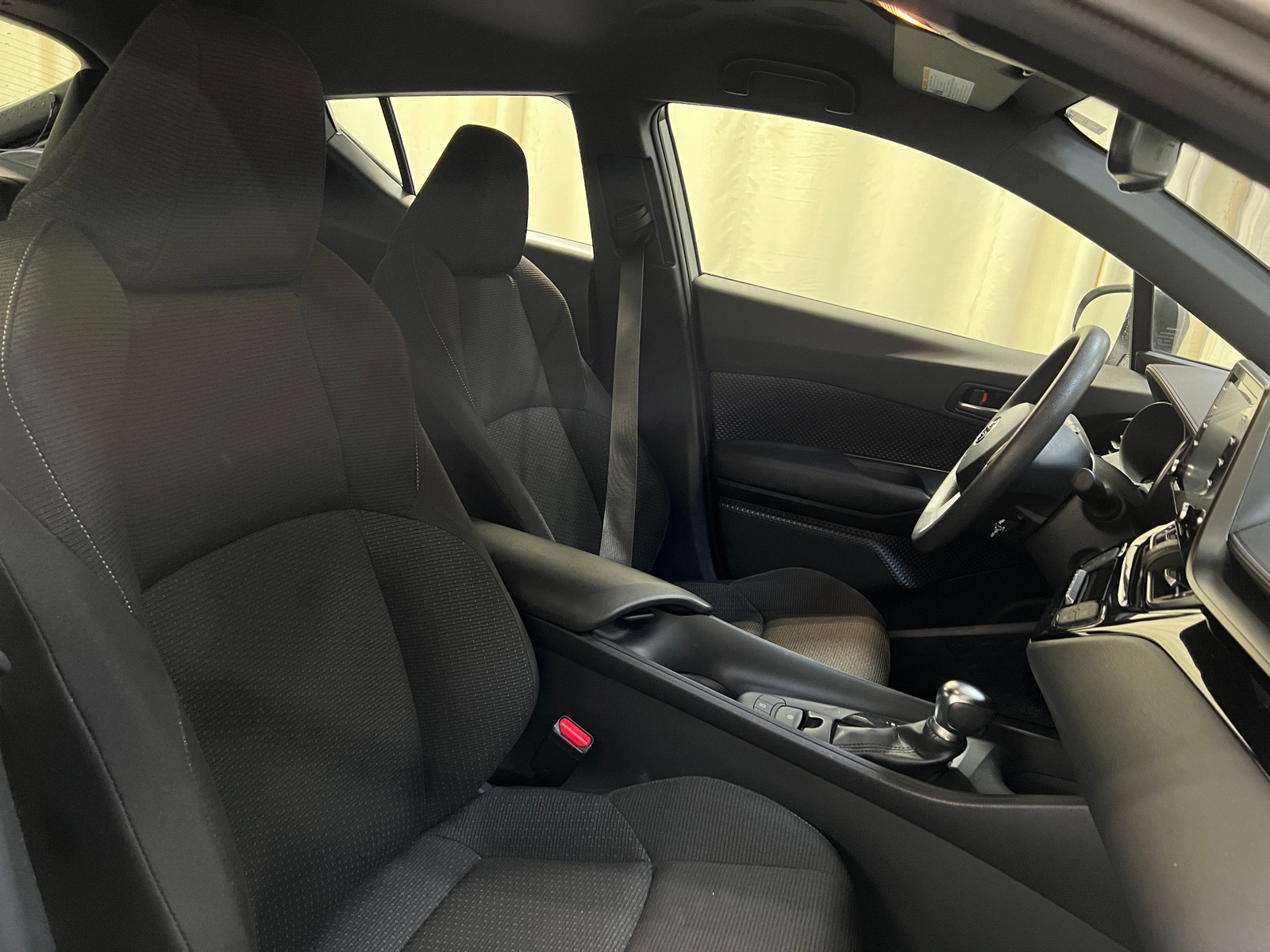 Thumbnail: 2019 Toyota C-HR - 2