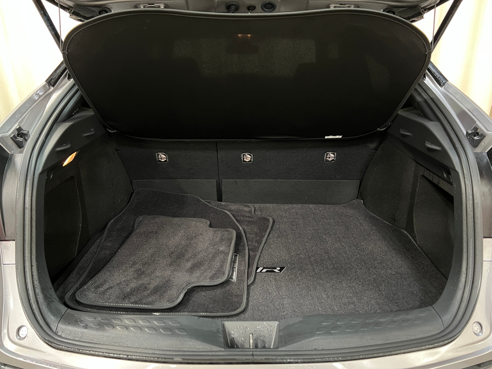 Thumbnail: 2019 Toyota C-HR - 7