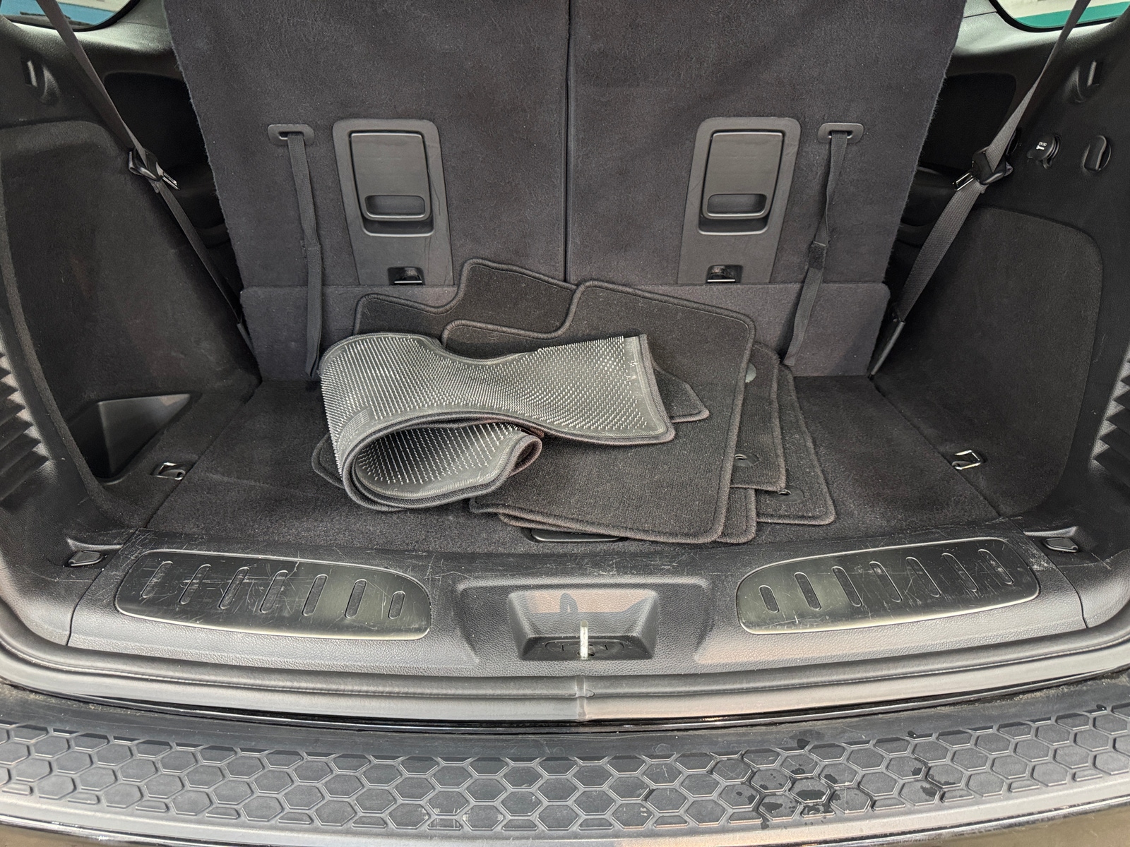 Thumbnail: 2019 Dodge Durango - 6