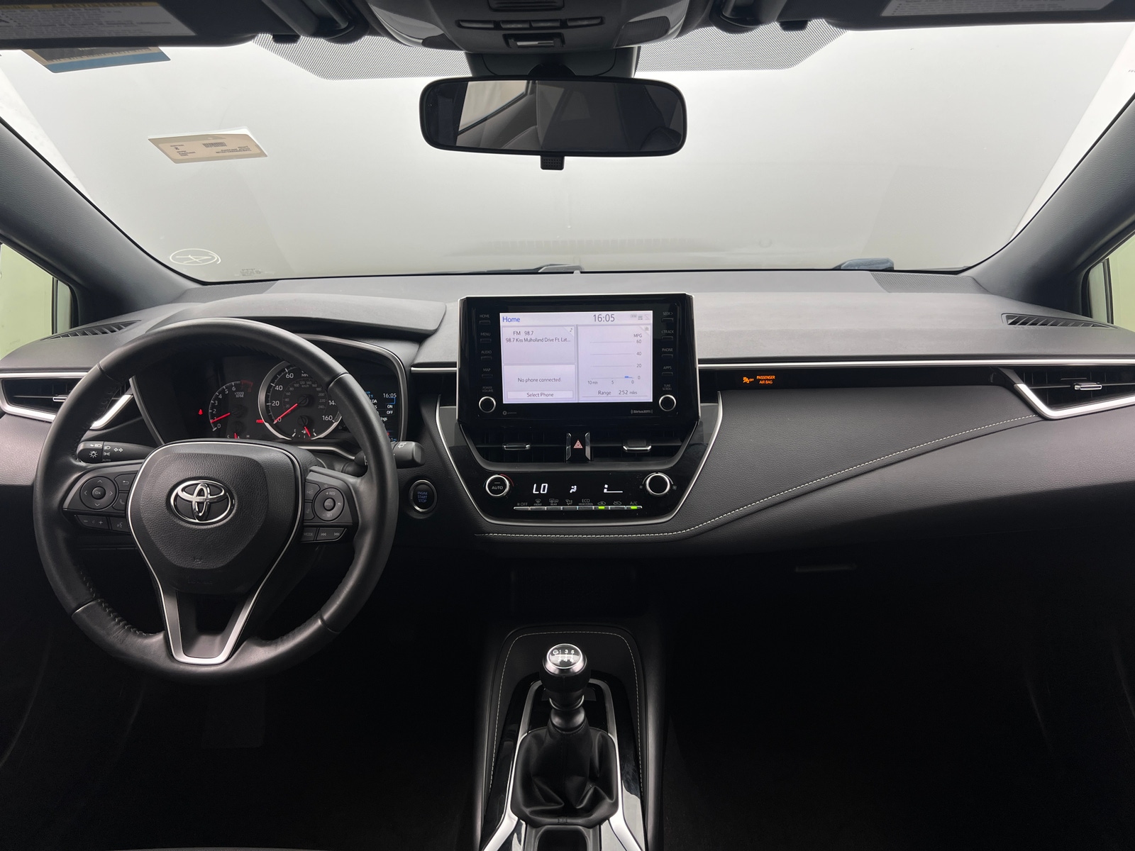 Thumbnail: 2022 Toyota Corolla - 3