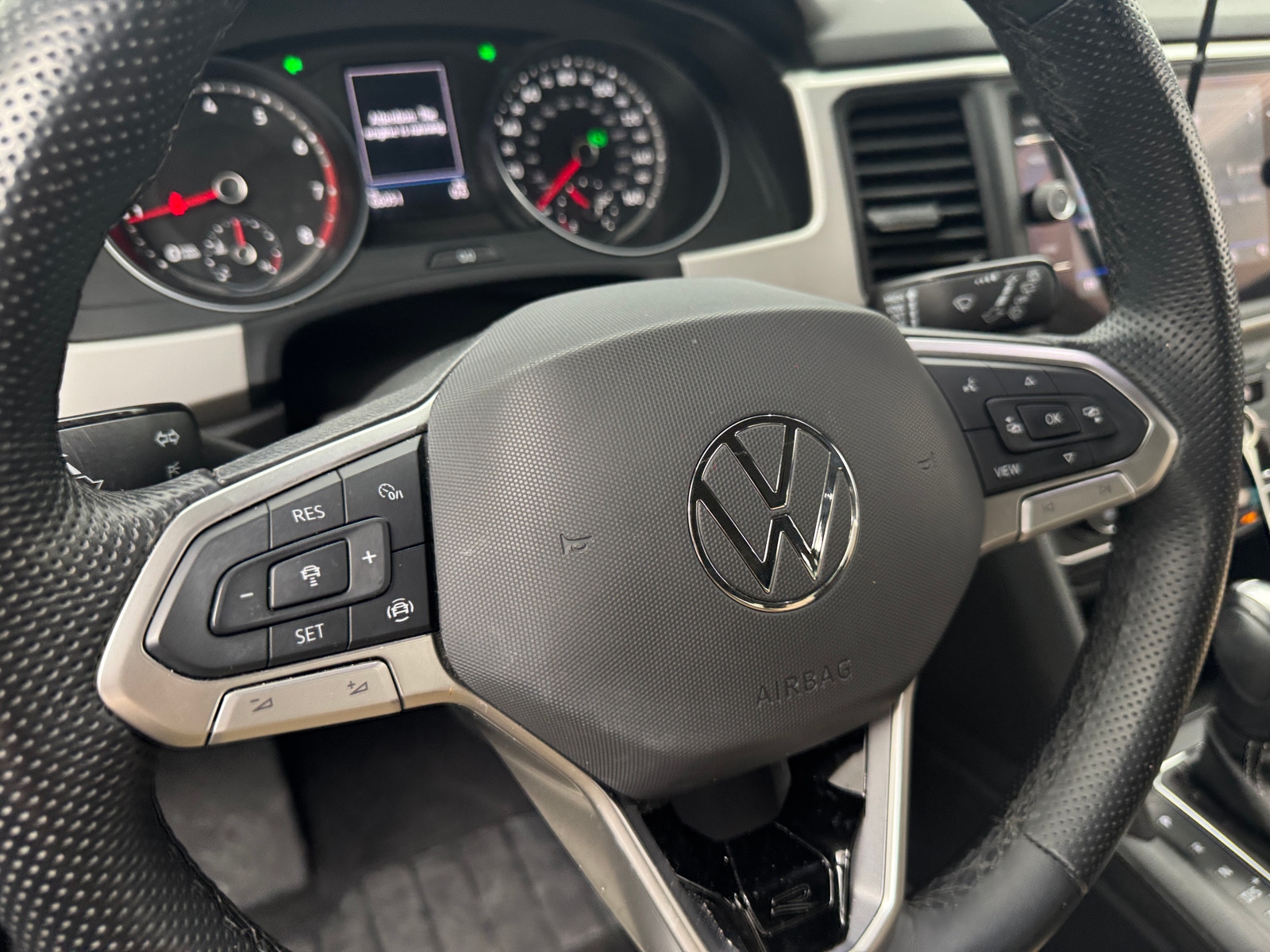 Thumbnail: 2021 Volkswagen Atlas - 4
