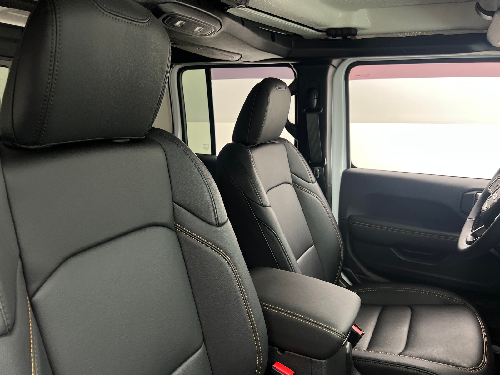 Thumbnail: 2024 Jeep Gladiator - 2