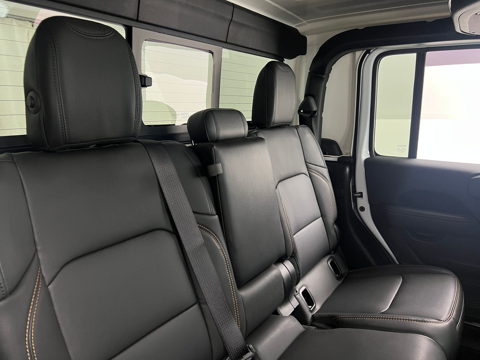 Thumbnail: 2024 Jeep Gladiator - 6