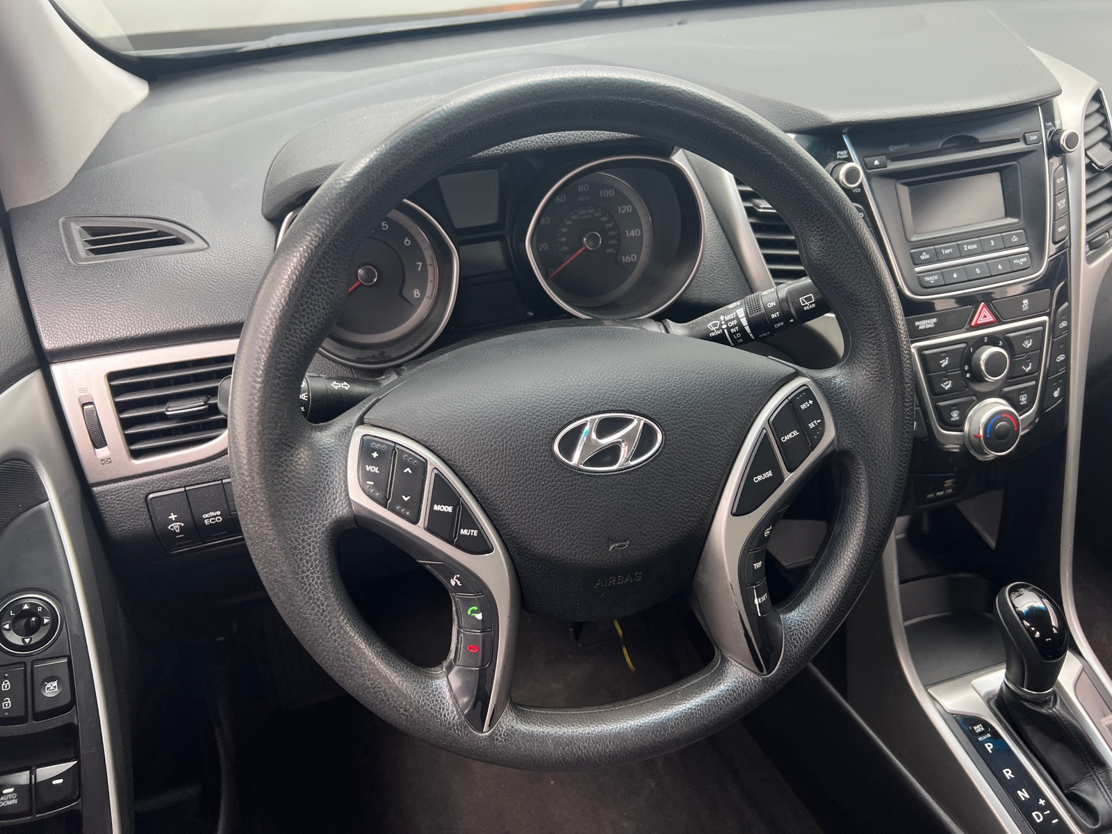 Thumbnail: 2016 Hyundai Elantra - 5