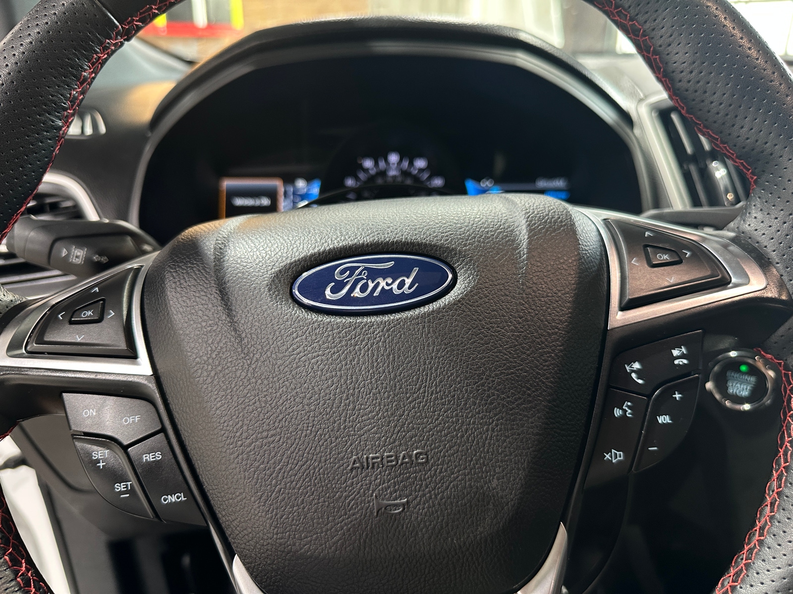 Thumbnail: 2024 Ford Edge - 4