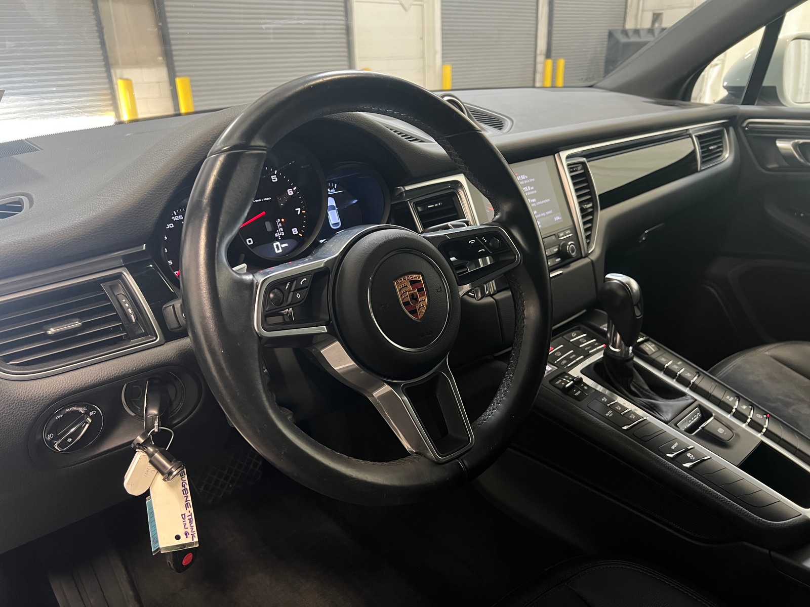 Thumbnail: 2018 Porsche Macan - 5