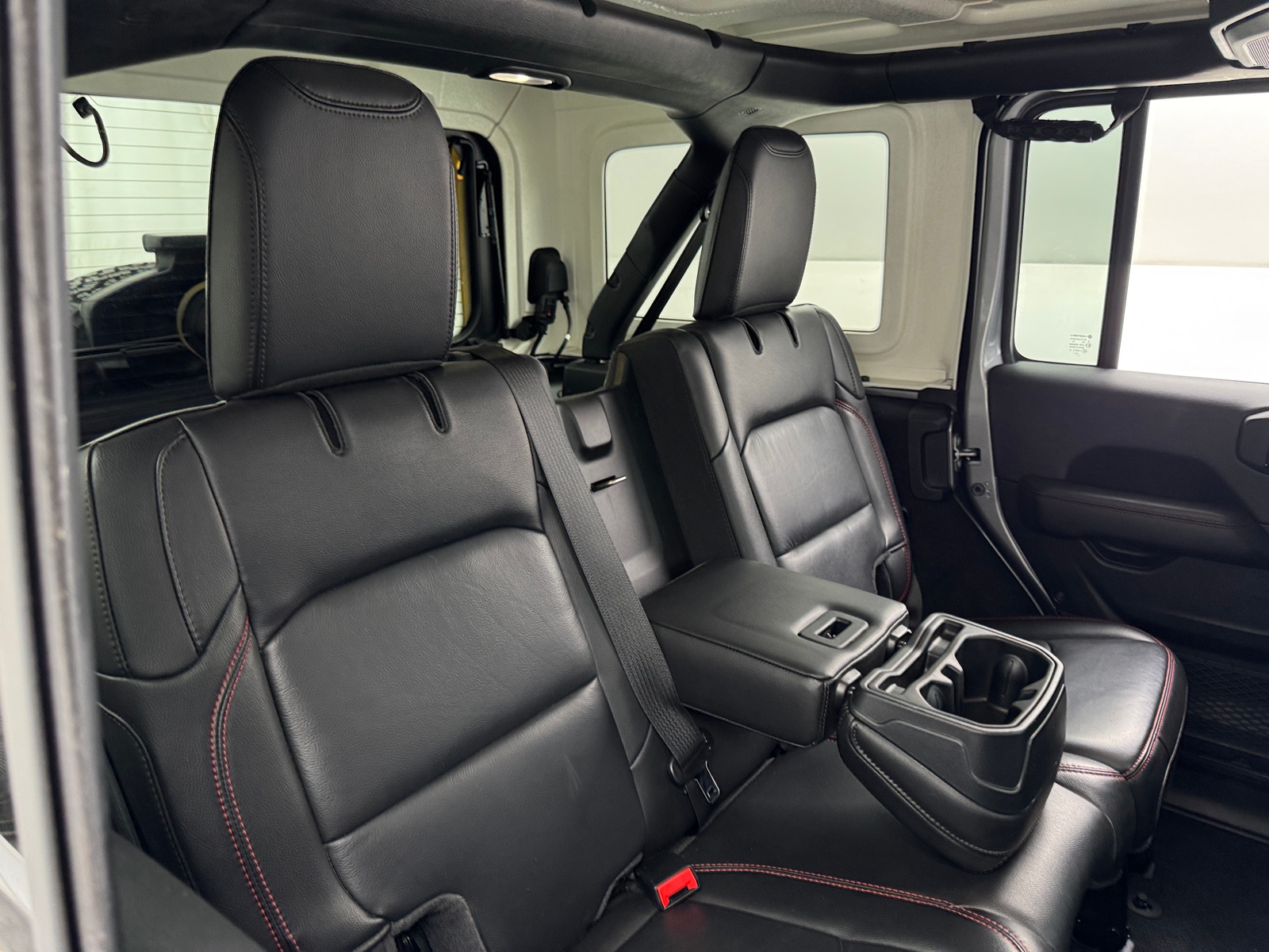 Thumbnail: 2020 Jeep Wrangler - 5