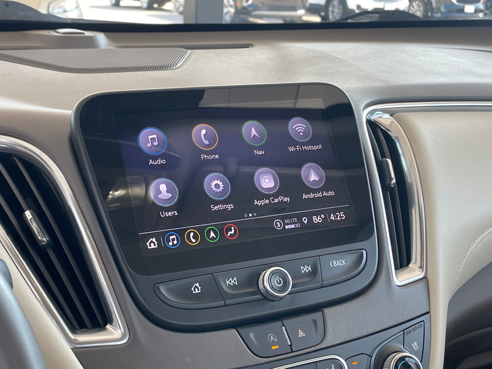 Thumbnail: 2024 Chevrolet Malibu - 4