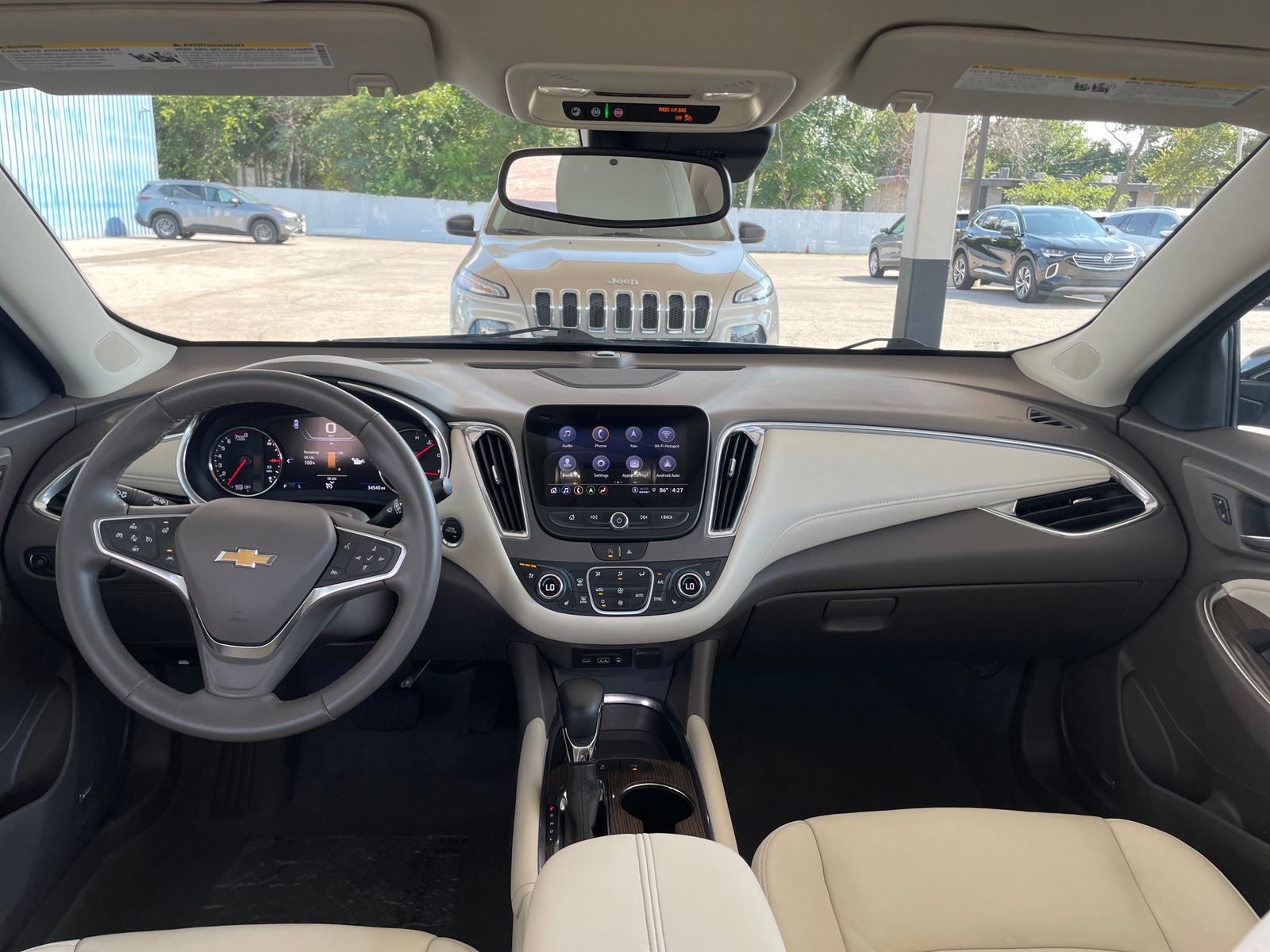 Thumbnail: 2024 Chevrolet Malibu - 3