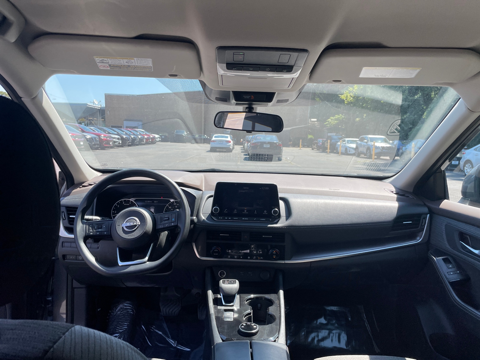 Thumbnail: 2023 Nissan Rogue - 3