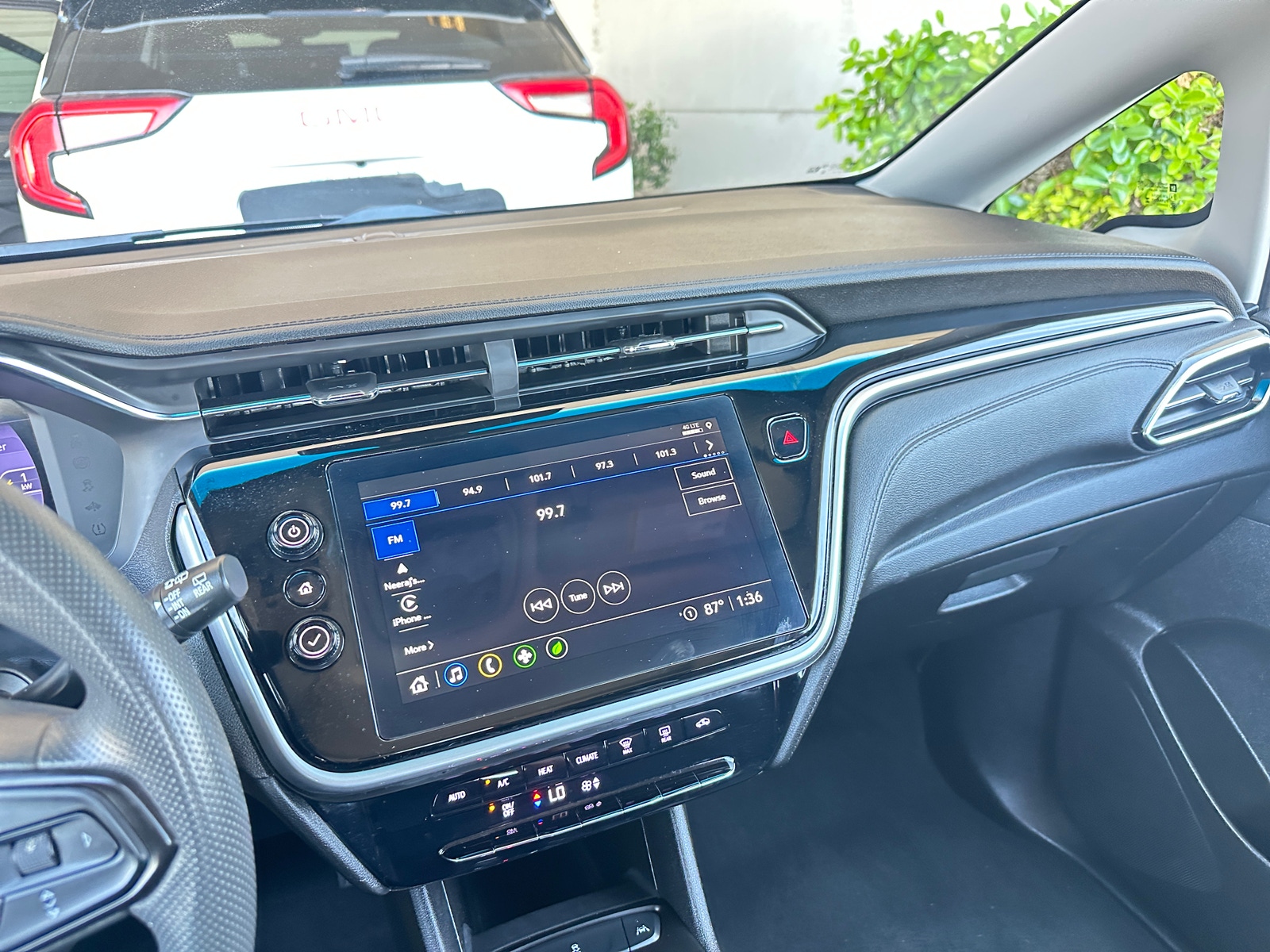 Thumbnail: 2023 Chevrolet Bolt EV - 4