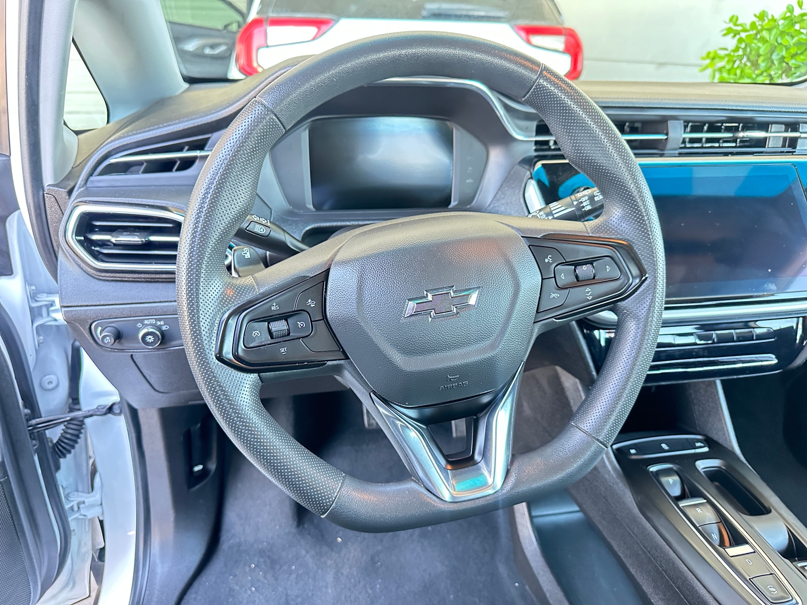 Thumbnail: 2023 Chevrolet Bolt EV - 5