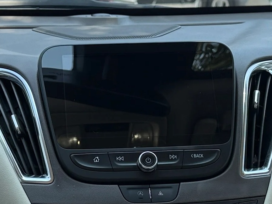 Thumbnail: 2024 Chevrolet Malibu - 4
