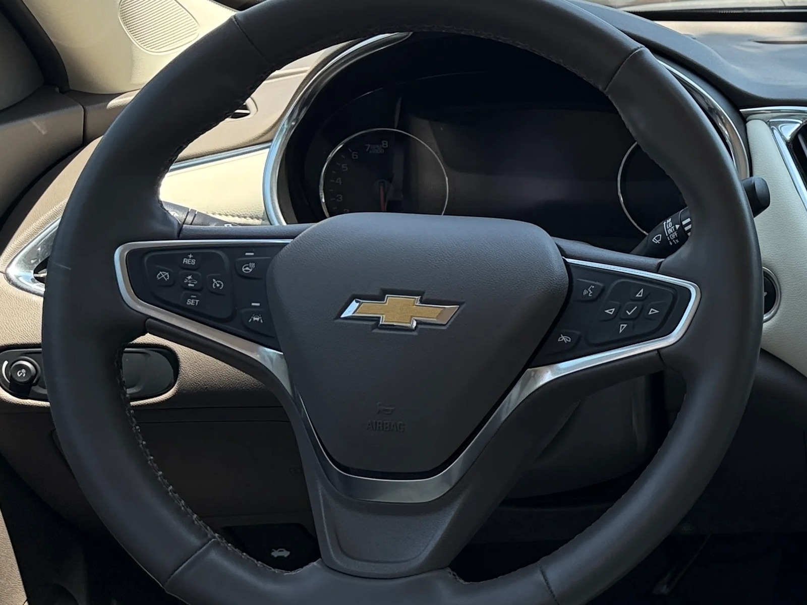 Thumbnail: 2024 Chevrolet Malibu - 5