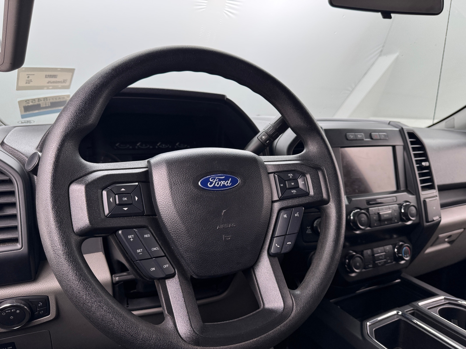 Thumbnail: 2019 Ford Econoline - 5