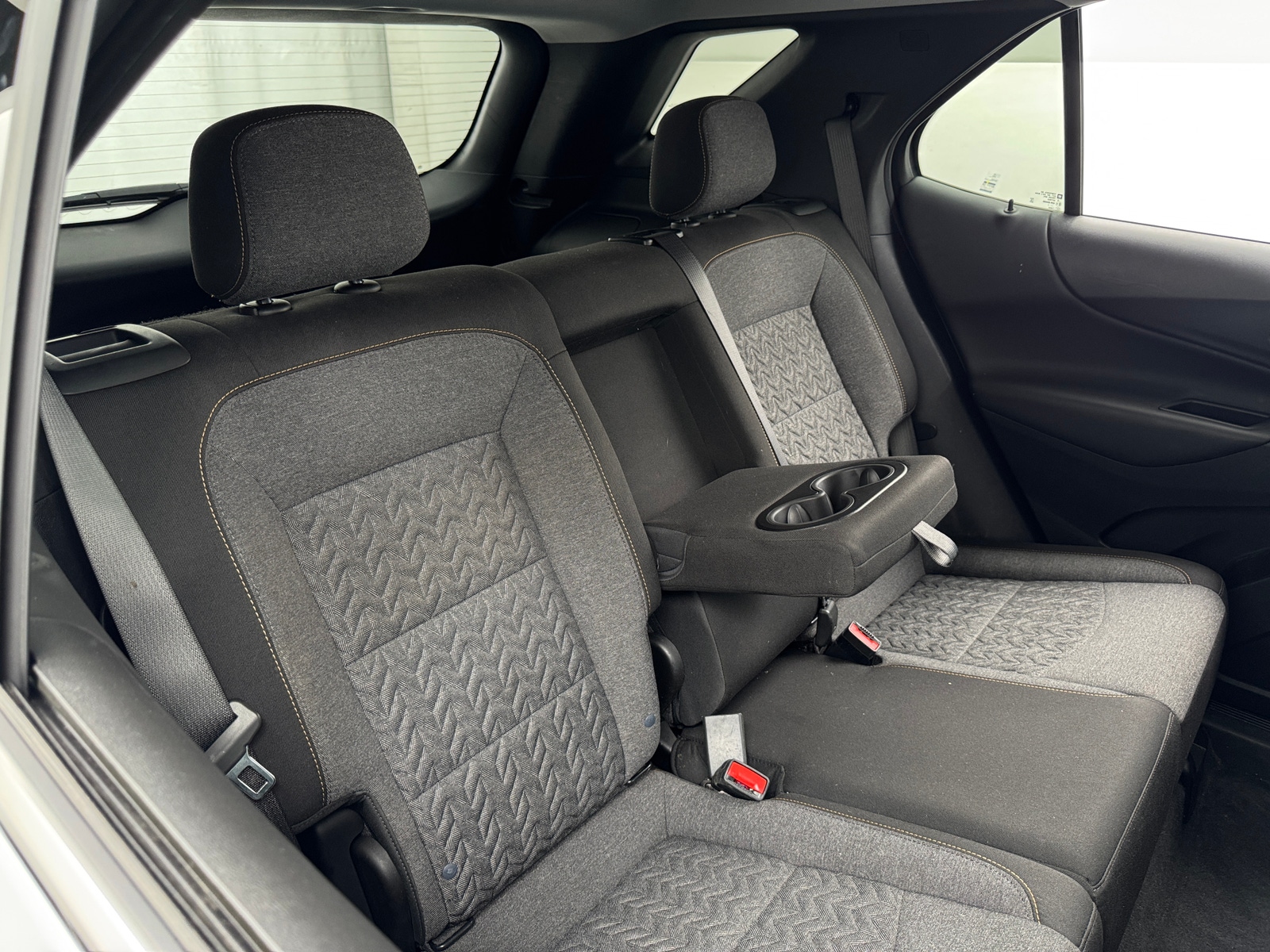 Thumbnail: 2022 Chevrolet Equinox - 6